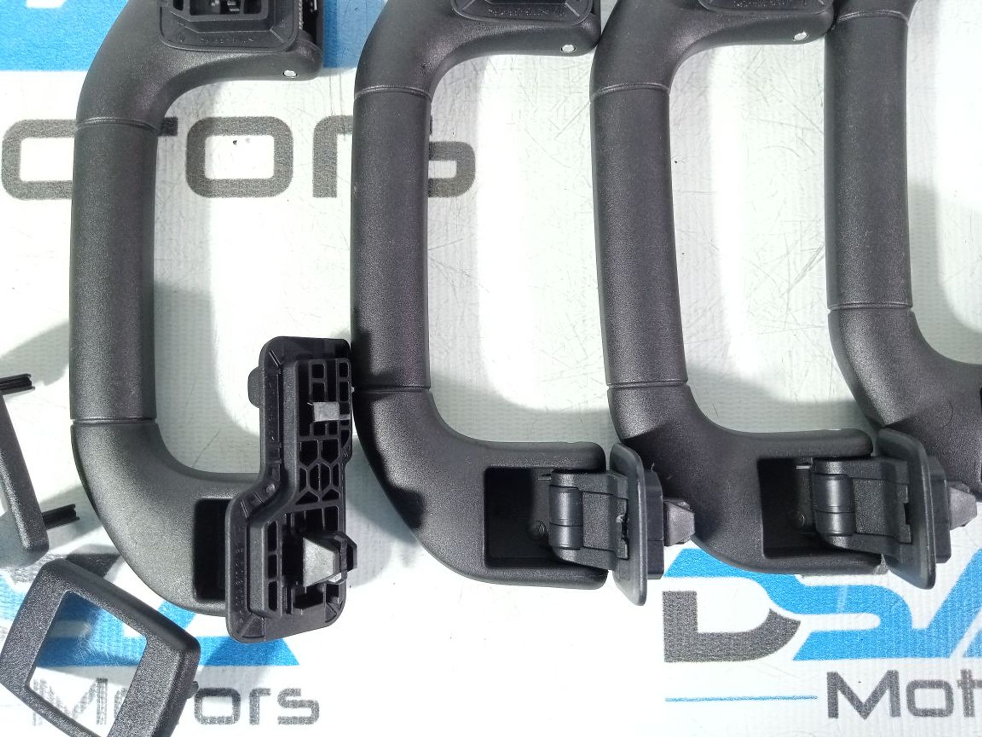 https://gcs.partsauto.market/rn-stockpro.appspot.com/thmbs/userImages/b7628e092085f1f91467af1afb6e7630/part/ab924c3a-155a-40de-8c47-9dba8053a2ab_1747719293969.jpg