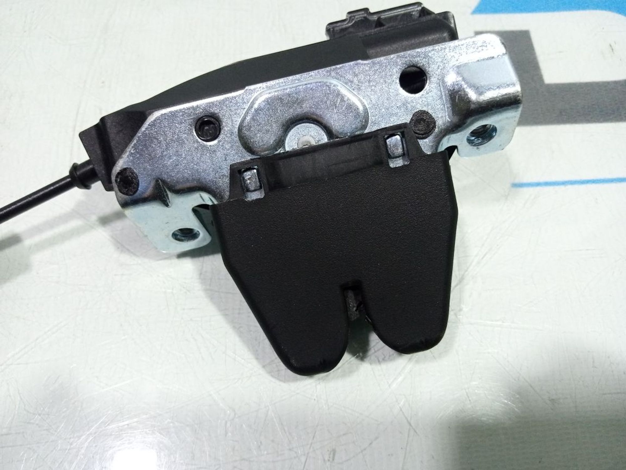 https://gcs.partsauto.market/rn-stockpro.appspot.com/thmbs/userImages/b7628e092085f1f91467af1afb6e7630/part/abc0377c-a9b4-49a0-9f1f-fae93b89c05e_1748279254709.jpg