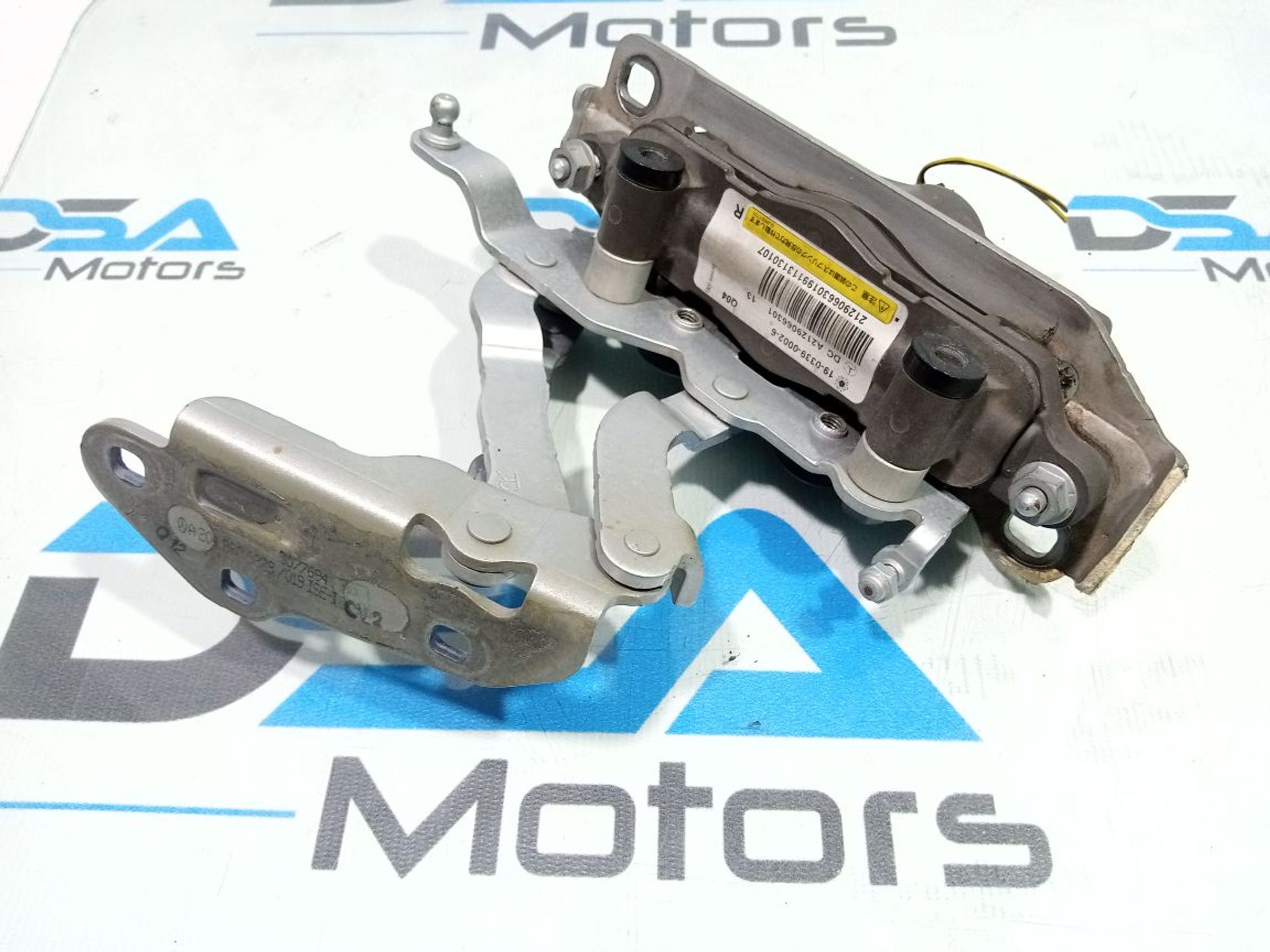 https://gcs.partsauto.market/rn-stockpro.appspot.com/thmbs/userImages/b7628e092085f1f91467af1afb6e7630/part/ac7061bc-667a-41ee-96b9-03fc1325a9f7_1747848966834.jpg