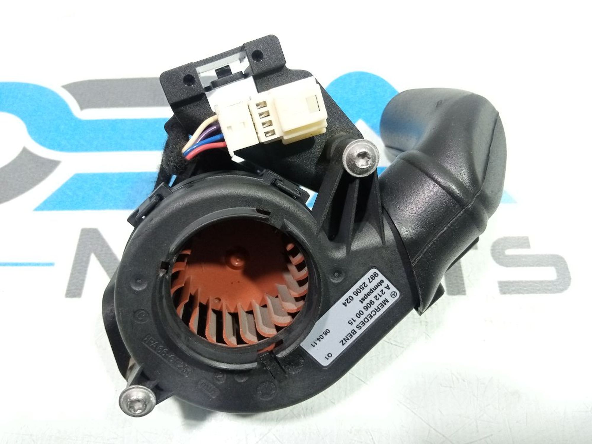 https://gcs.partsauto.market/rn-stockpro.appspot.com/thmbs/userImages/b7628e092085f1f91467af1afb6e7630/part/ac9a78f0-3801-4a28-a8fd-582dcd08f4ba_1748968346541.jpg