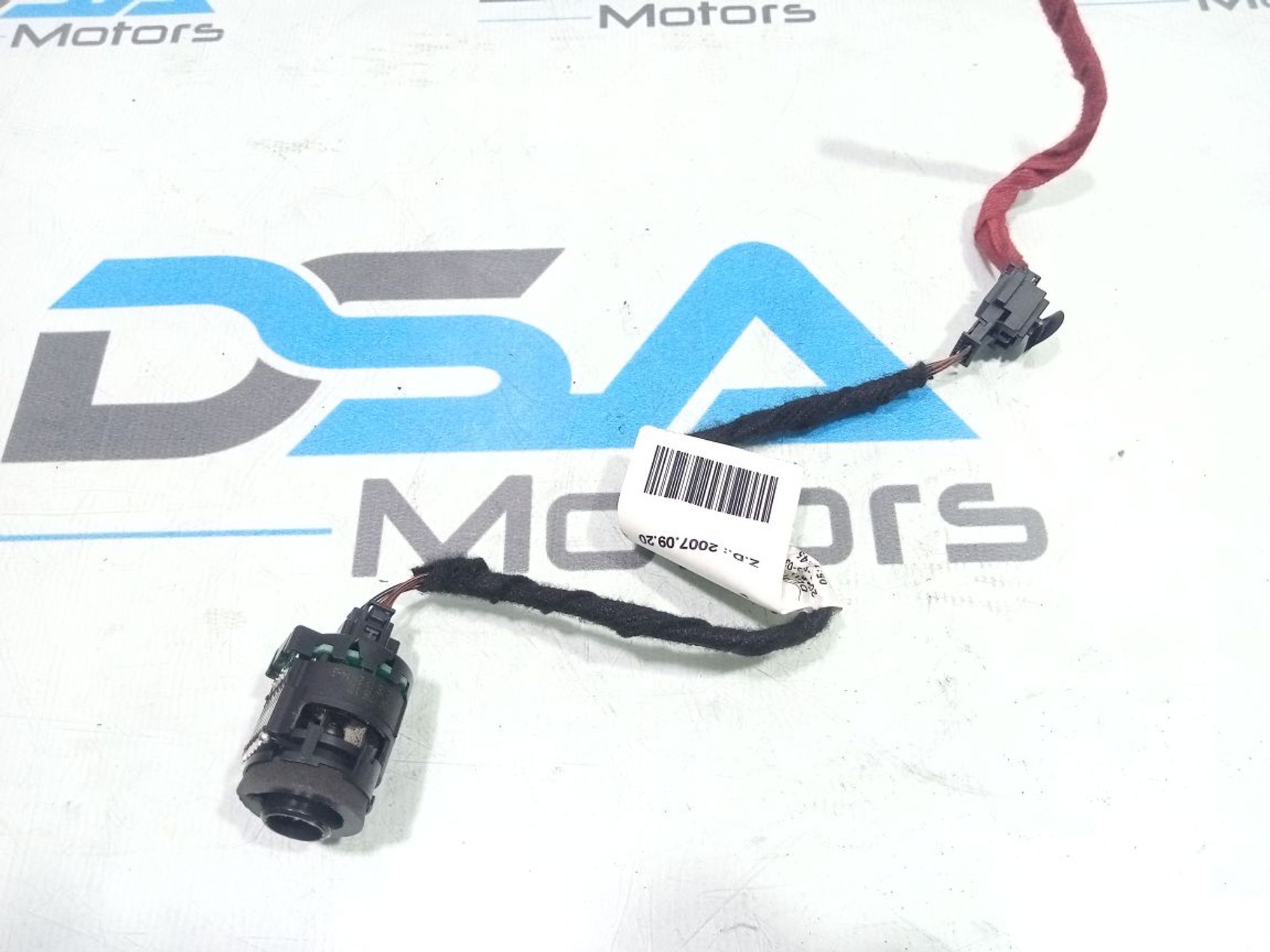 https://gcs.partsauto.market/rn-stockpro.appspot.com/thmbs/userImages/b7628e092085f1f91467af1afb6e7630/part/ad636fe2-da03-4cc2-b9d1-2b127a93ea6e_1748887489152.jpg