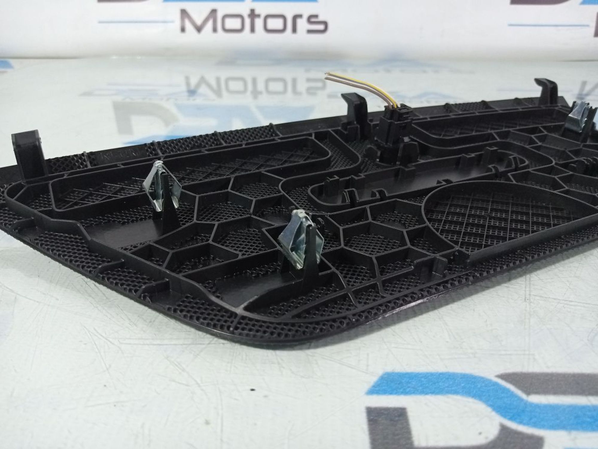 https://gcs.partsauto.market/rn-stockpro.appspot.com/thmbs/userImages/b7628e092085f1f91467af1afb6e7630/part/aea693db-4088-4d59-a490-148089053c99_1747662521516.jpg
