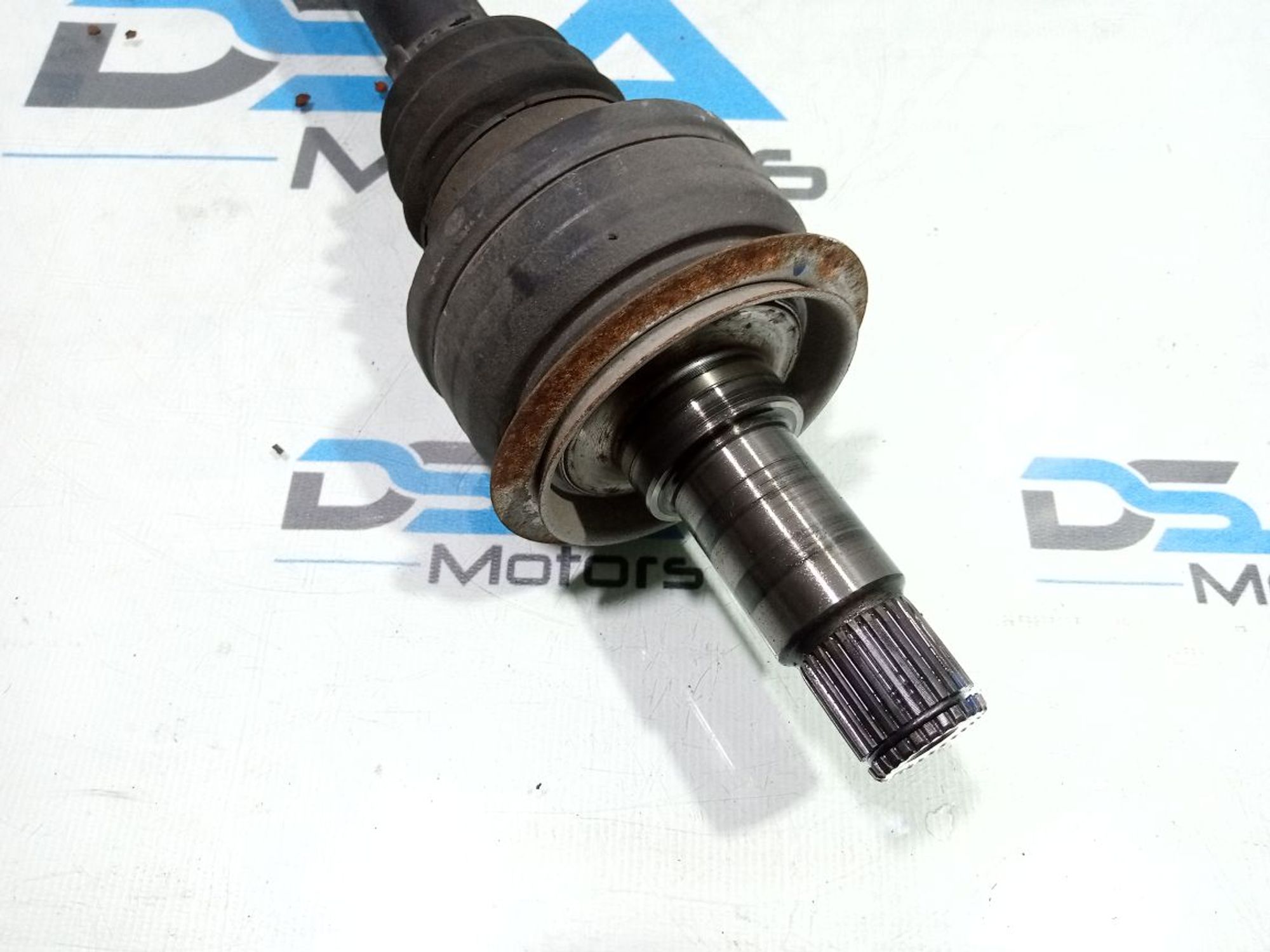 https://gcs.partsauto.market/rn-stockpro.appspot.com/thmbs/userImages/b7628e092085f1f91467af1afb6e7630/part/af414dc9-d04d-433e-a3b8-0c91c93c56cd_1748615741694.jpg