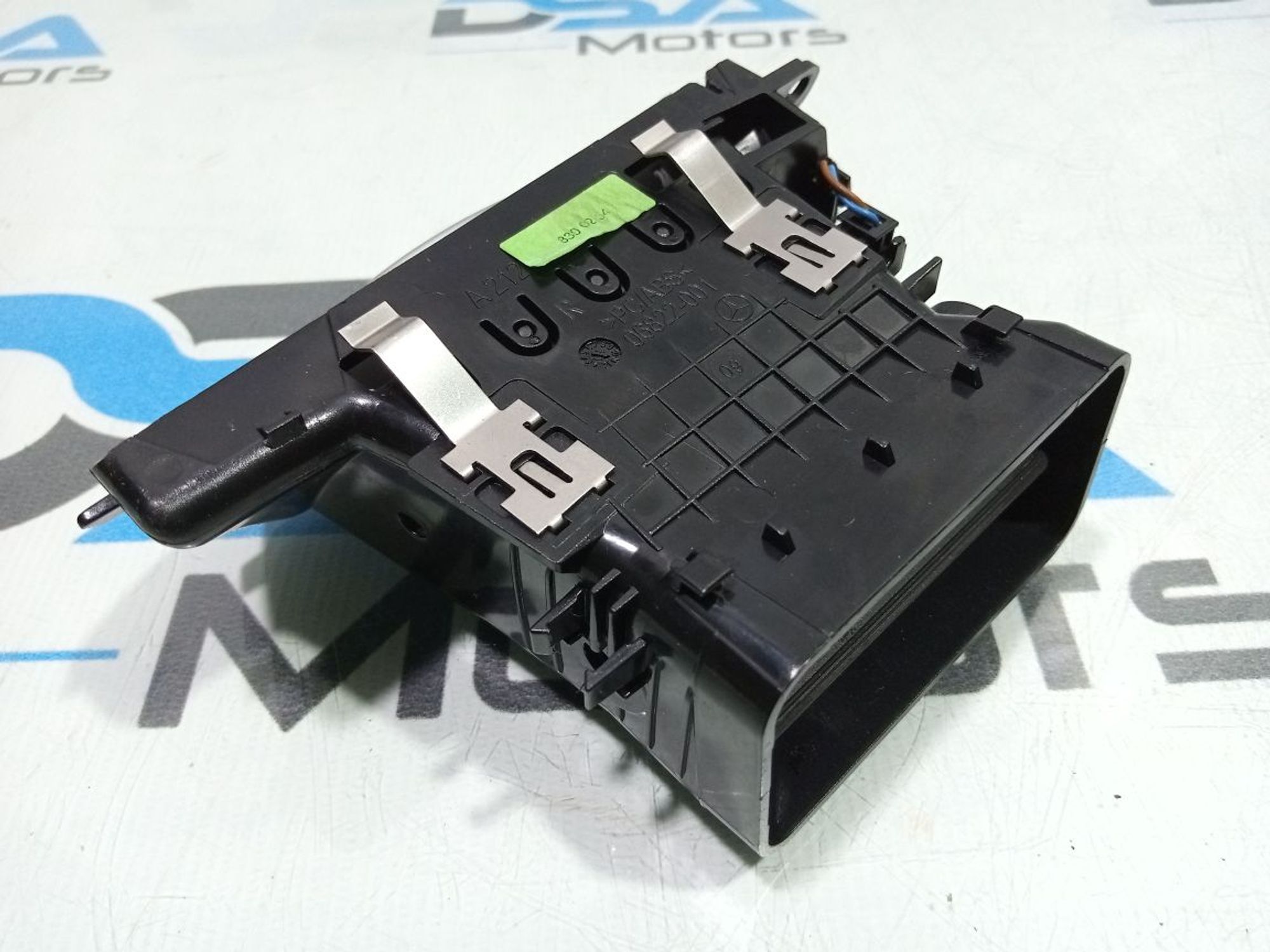 https://gcs.partsauto.market/rn-stockpro.appspot.com/thmbs/userImages/b7628e092085f1f91467af1afb6e7630/part/afd3e8ec-4078-42a4-868c-c1dc7220f784_1748161599133.jpg