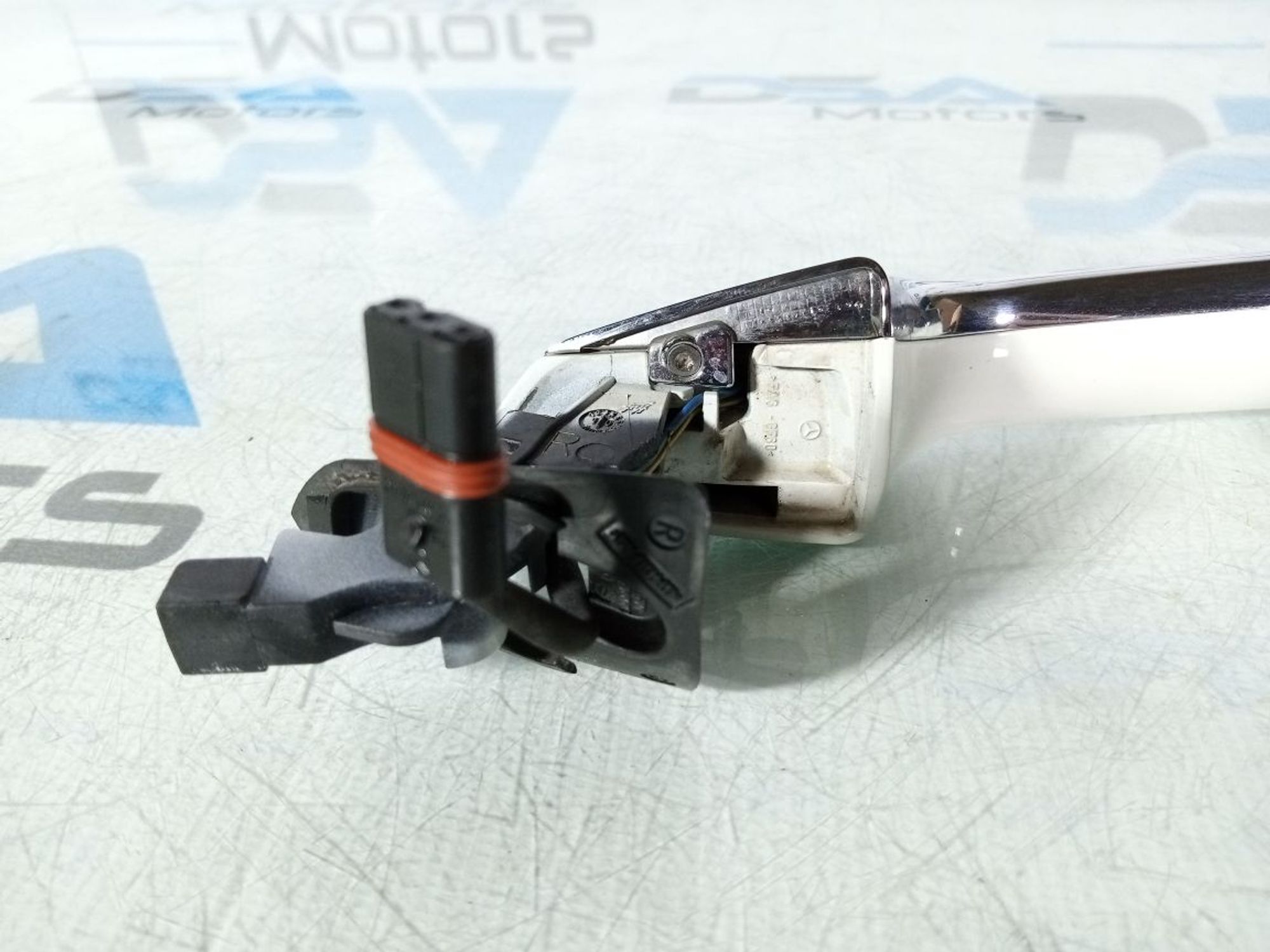 https://gcs.partsauto.market/rn-stockpro.appspot.com/thmbs/userImages/b7628e092085f1f91467af1afb6e7630/part/b0c57573-1f18-47d2-b3f8-cd4710958cc1_1747121943033.jpg