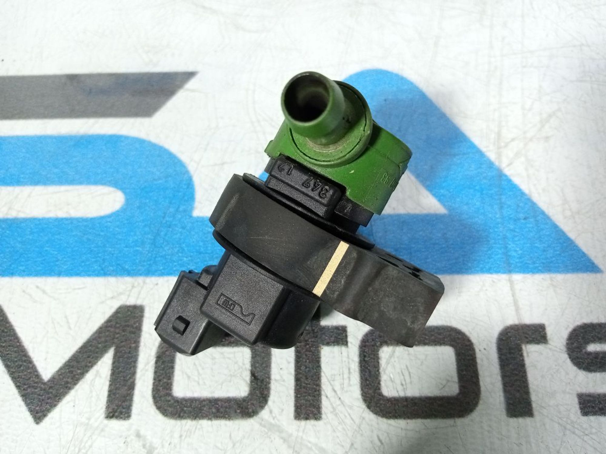 https://gcs.partsauto.market/rn-stockpro.appspot.com/thmbs/userImages/b7628e092085f1f91467af1afb6e7630/part/b0e6dfa8-7a63-4f28-8d76-6b6d9565dd6a_1747631336210.jpg