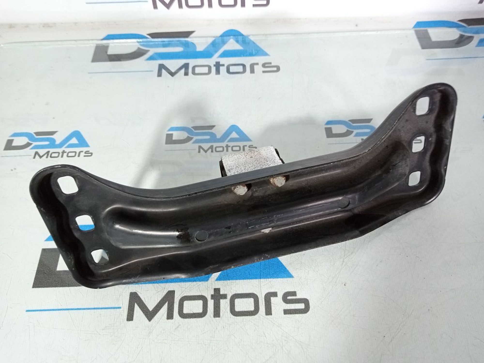 https://gcs.partsauto.market/rn-stockpro.appspot.com/thmbs/userImages/b7628e092085f1f91467af1afb6e7630/part/b140e6b9-6813-4af2-be2b-bc3e03f62668_1747335635714.jpg