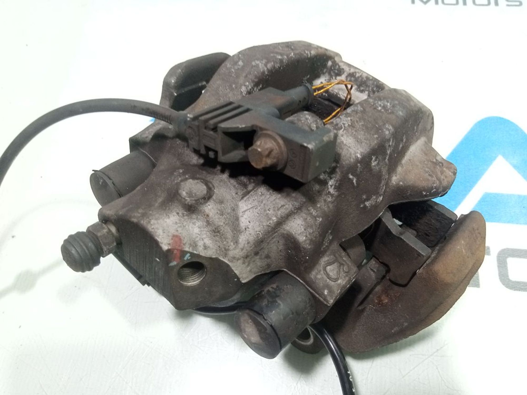 https://gcs.partsauto.market/rn-stockpro.appspot.com/thmbs/userImages/b7628e092085f1f91467af1afb6e7630/part/b1a61299-fb65-4fca-b5c3-e9282997c689_1748283306960.jpg