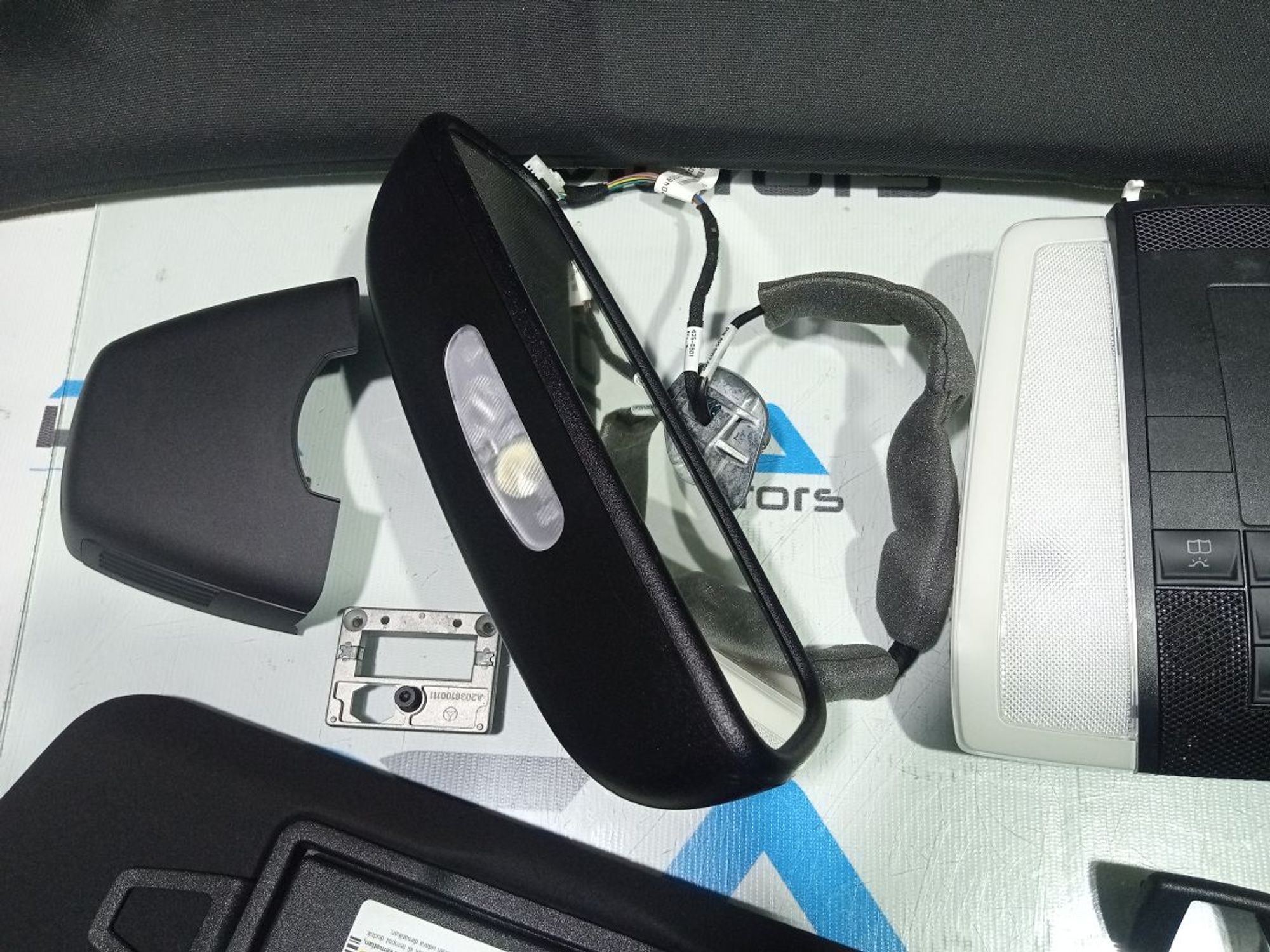 https://gcs.partsauto.market/rn-stockpro.appspot.com/thmbs/userImages/b7628e092085f1f91467af1afb6e7630/part/b1bdef0b-0064-4d19-a30d-16b5ad496e7f_1747758079672.jpg