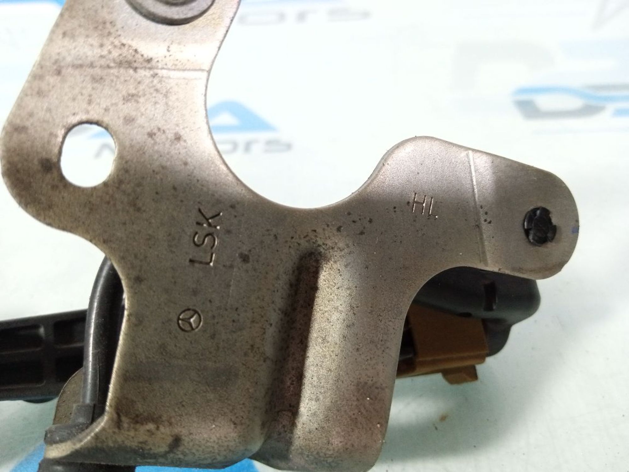 https://gcs.partsauto.market/rn-stockpro.appspot.com/thmbs/userImages/b7628e092085f1f91467af1afb6e7630/part/b37f1f74-b614-4e66-9ed9-4c31e8e957b2_1743145866487.jpg