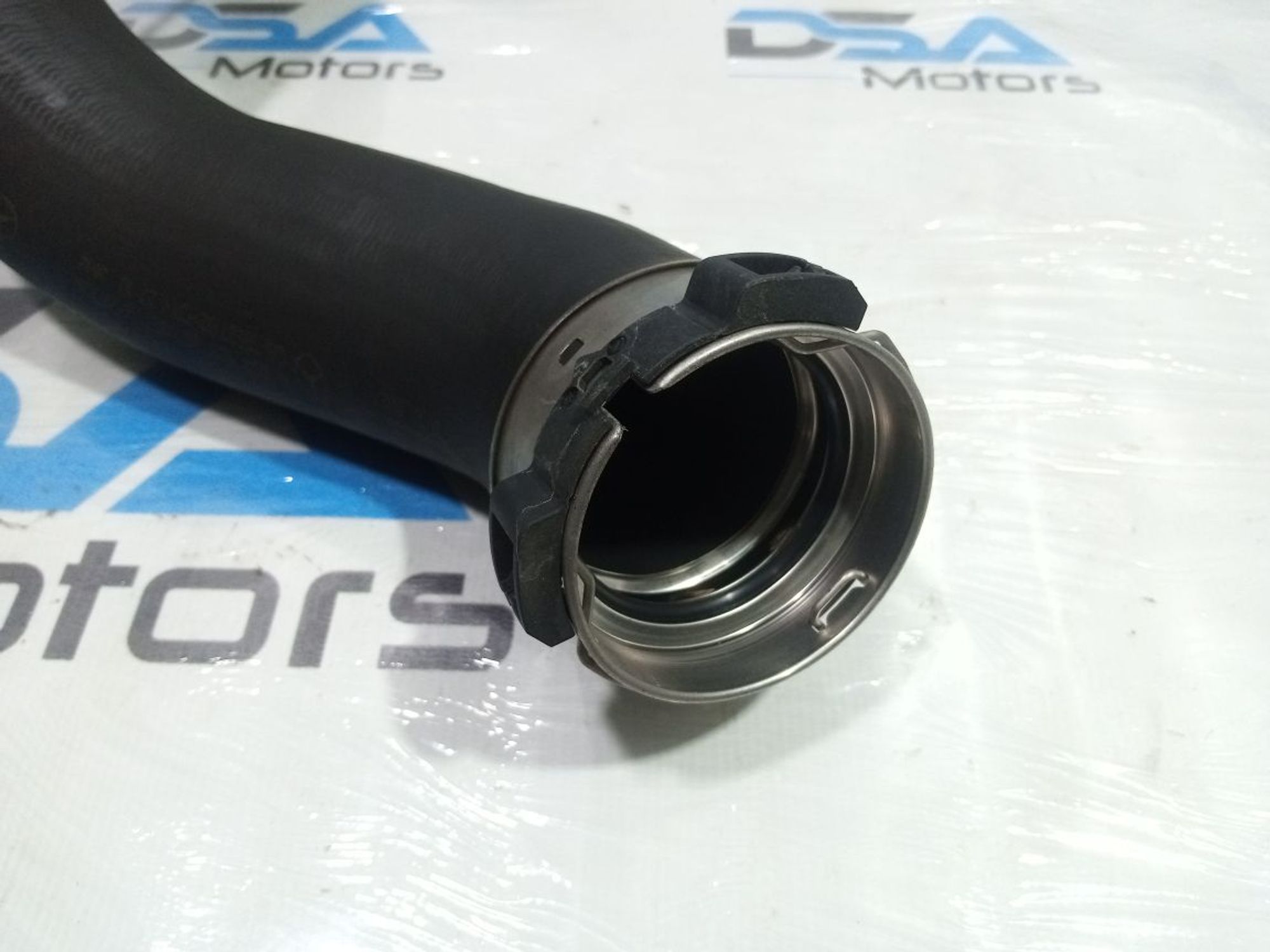 https://gcs.partsauto.market/rn-stockpro.appspot.com/thmbs/userImages/b7628e092085f1f91467af1afb6e7630/part/b4136647-1937-4886-b9f7-2f75f12d14dc_1749817961069.jpg