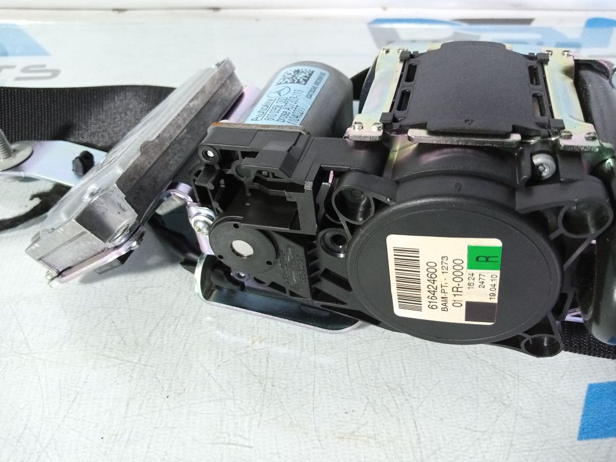 https://gcs.partsauto.market/rn-stockpro.appspot.com/thmbs/userImages/b7628e092085f1f91467af1afb6e7630/part/b4137f7c-1dfb-4d06-88d0-2f95a24f737d_1745908814560.jpg