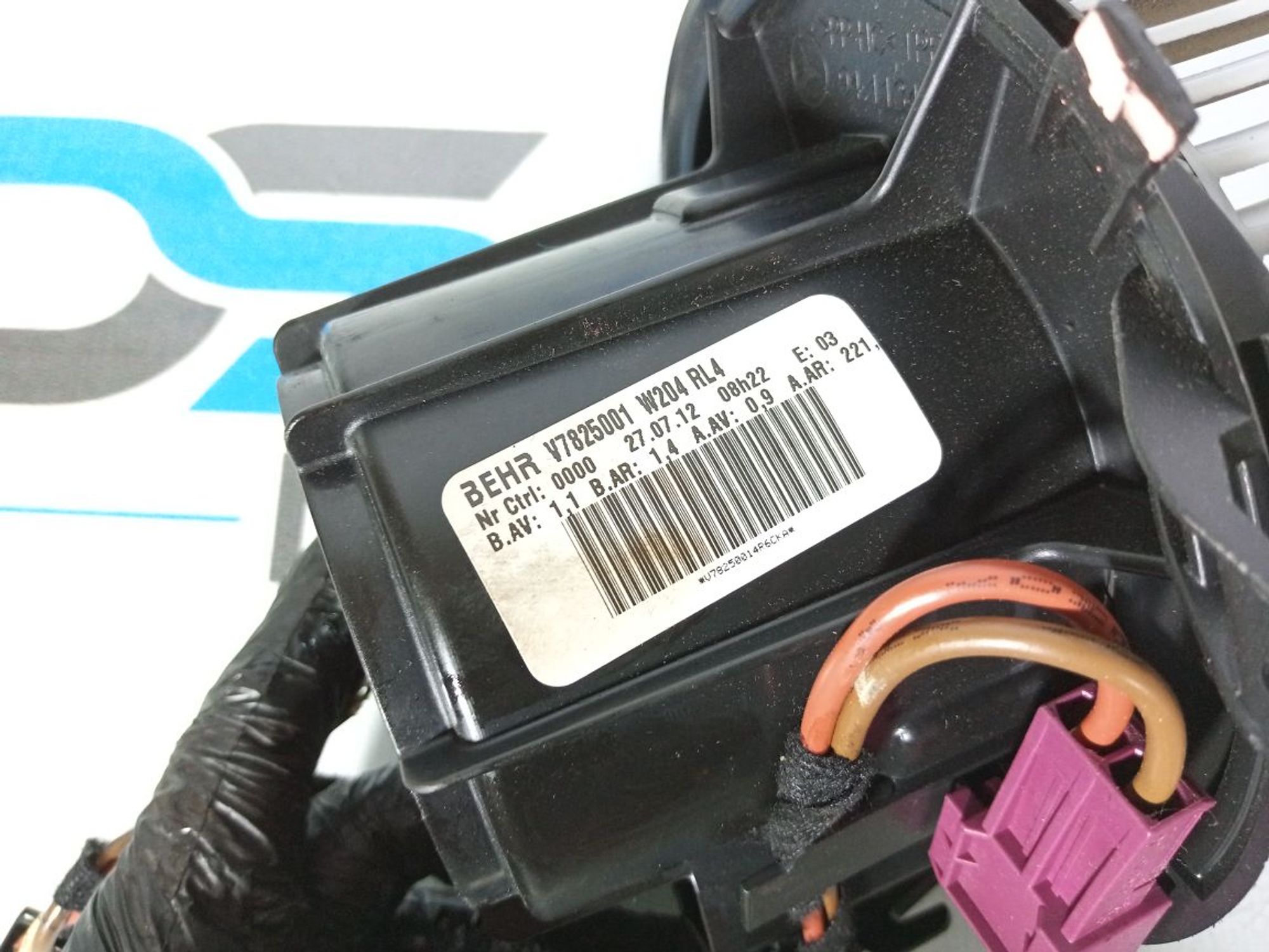 https://gcs.partsauto.market/rn-stockpro.appspot.com/thmbs/userImages/b7628e092085f1f91467af1afb6e7630/part/b44b8082-9a5e-4369-8ed5-1262faa9efbd_1747336315244.jpg