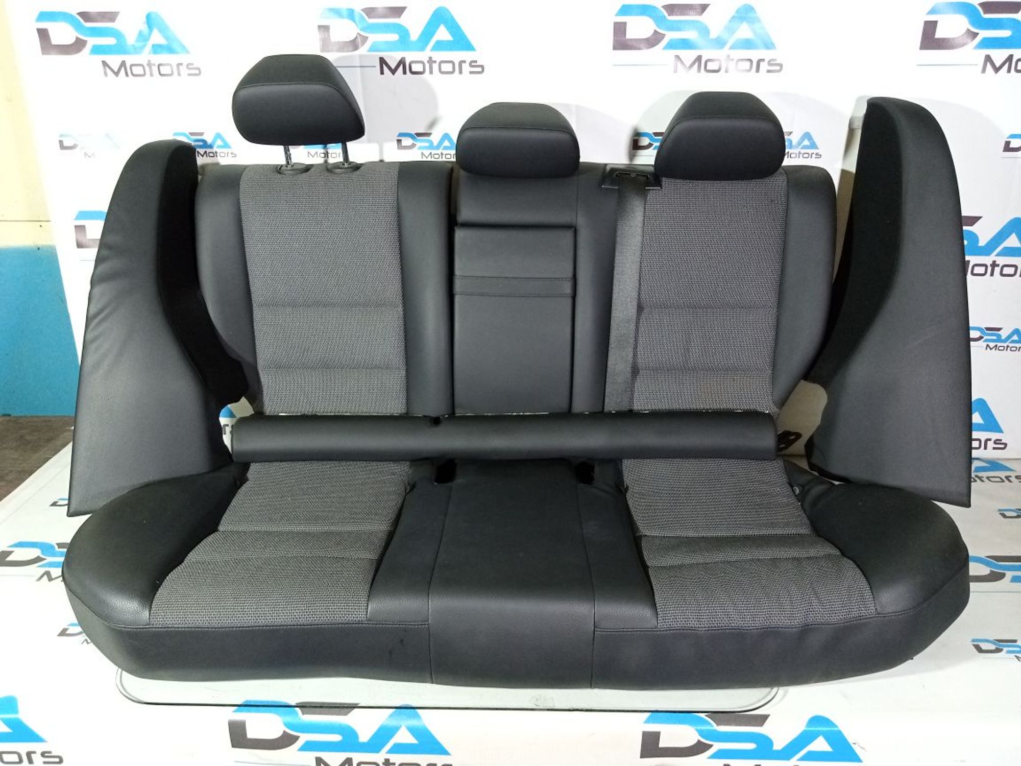 https://gcs.partsauto.market/rn-stockpro.appspot.com/thmbs/userImages/b7628e092085f1f91467af1afb6e7630/part/b45c1b38-1533-43a9-a919-ffd7fa5bf491_1747212599027.jpg