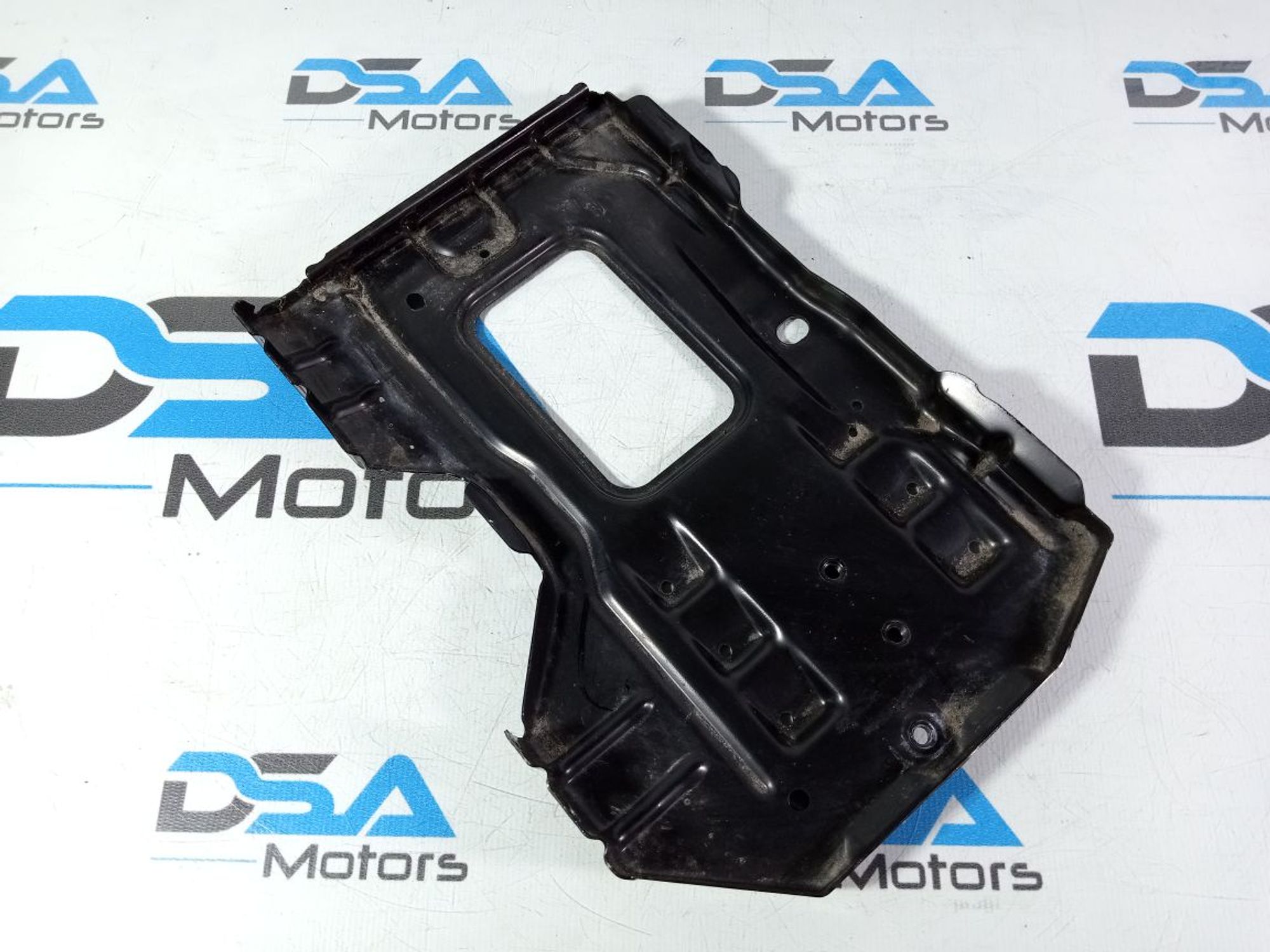 https://gcs.partsauto.market/rn-stockpro.appspot.com/thmbs/userImages/b7628e092085f1f91467af1afb6e7630/part/b5273641-3225-4001-a018-6f8616abd31d_1747027335972.jpg