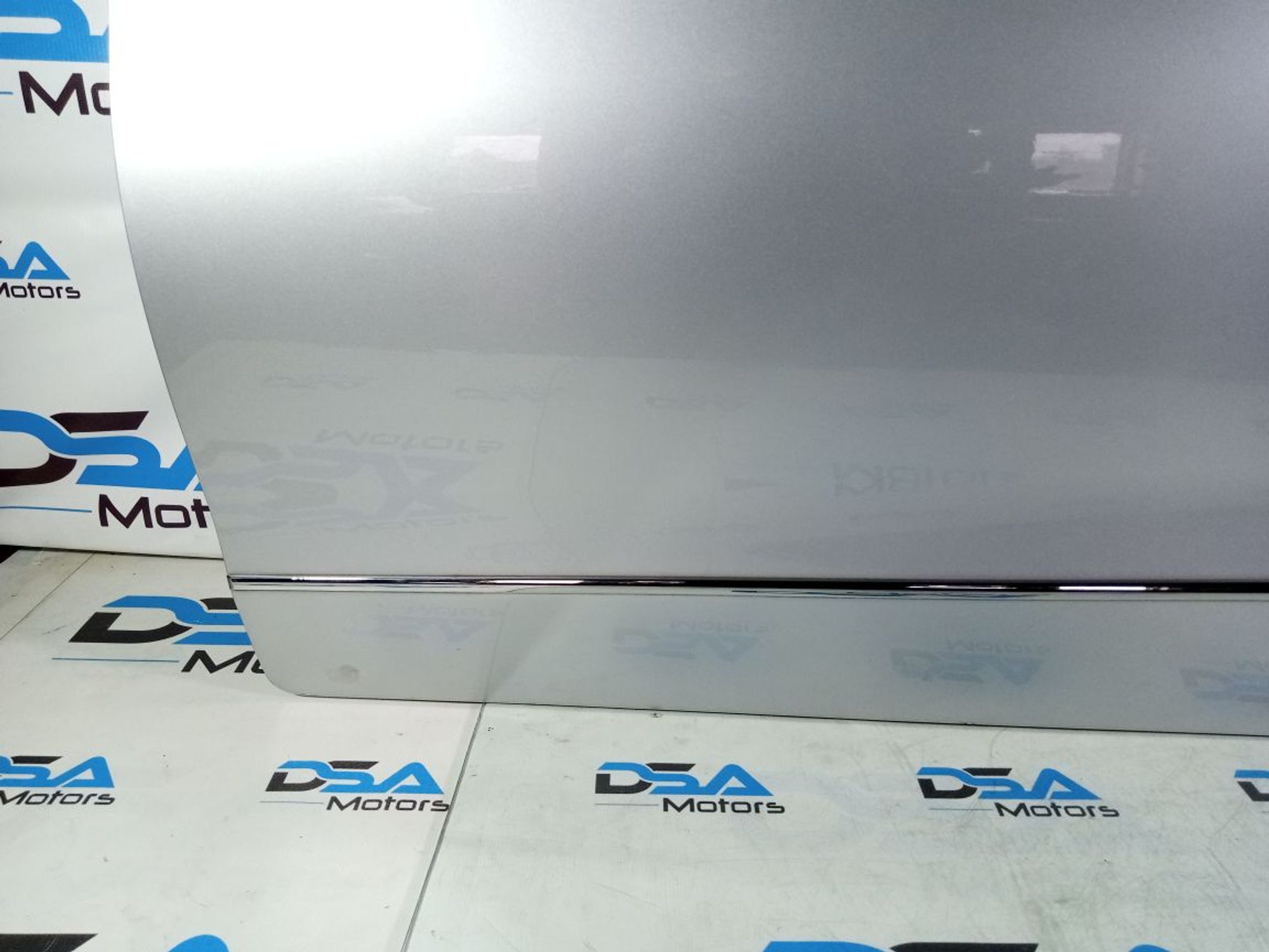 https://gcs.partsauto.market/rn-stockpro.appspot.com/thmbs/userImages/b7628e092085f1f91467af1afb6e7630/part/b66182ea-54ee-4cb5-8645-ee2b40070990_1742557400826.jpg