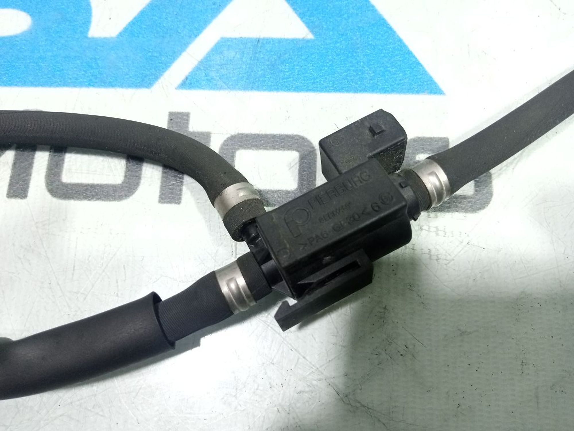 https://gcs.partsauto.market/rn-stockpro.appspot.com/thmbs/userImages/b7628e092085f1f91467af1afb6e7630/part/b6fed62a-d8bc-4cab-8a79-9ed3f2850cf4_1748887993393.jpg