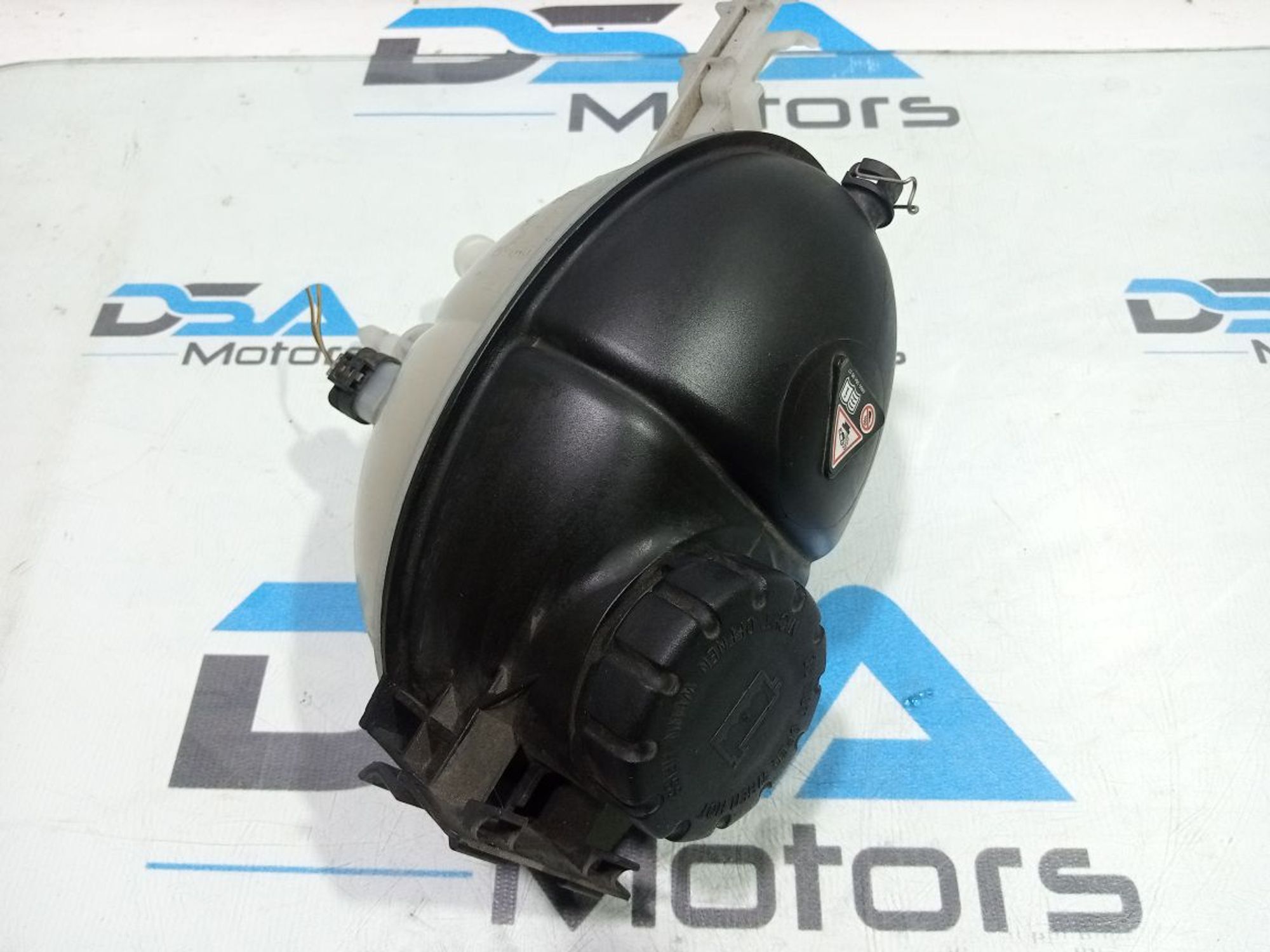 https://gcs.partsauto.market/rn-stockpro.appspot.com/thmbs/userImages/b7628e092085f1f91467af1afb6e7630/part/b7c0f3a8-c047-4ecc-9acd-926213169042_1748862846893.jpg
