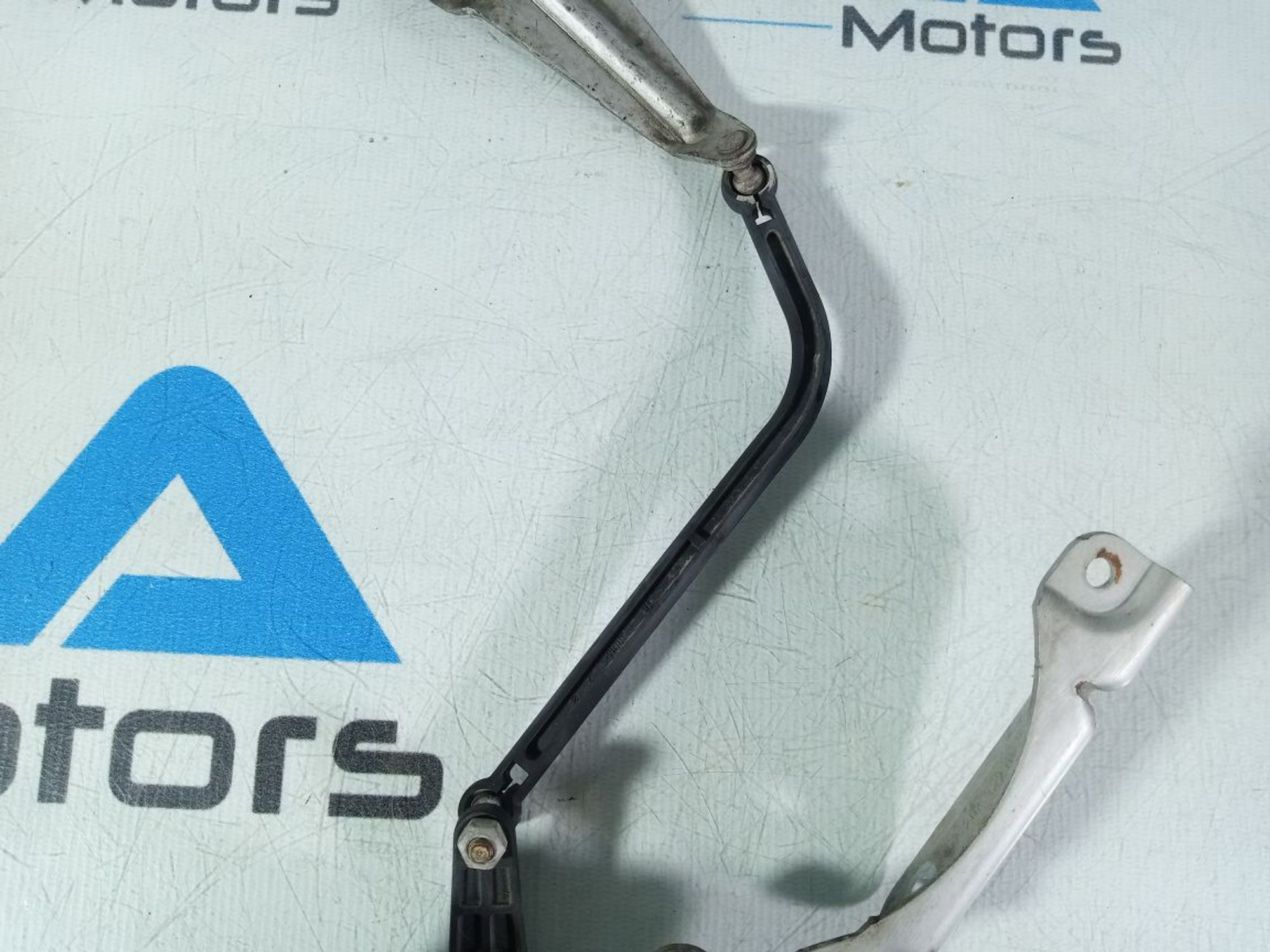 https://gcs.partsauto.market/rn-stockpro.appspot.com/thmbs/userImages/b7628e092085f1f91467af1afb6e7630/part/b91140a4-603e-4a13-82e9-b1e9ab218e5a_1747023480457.jpg