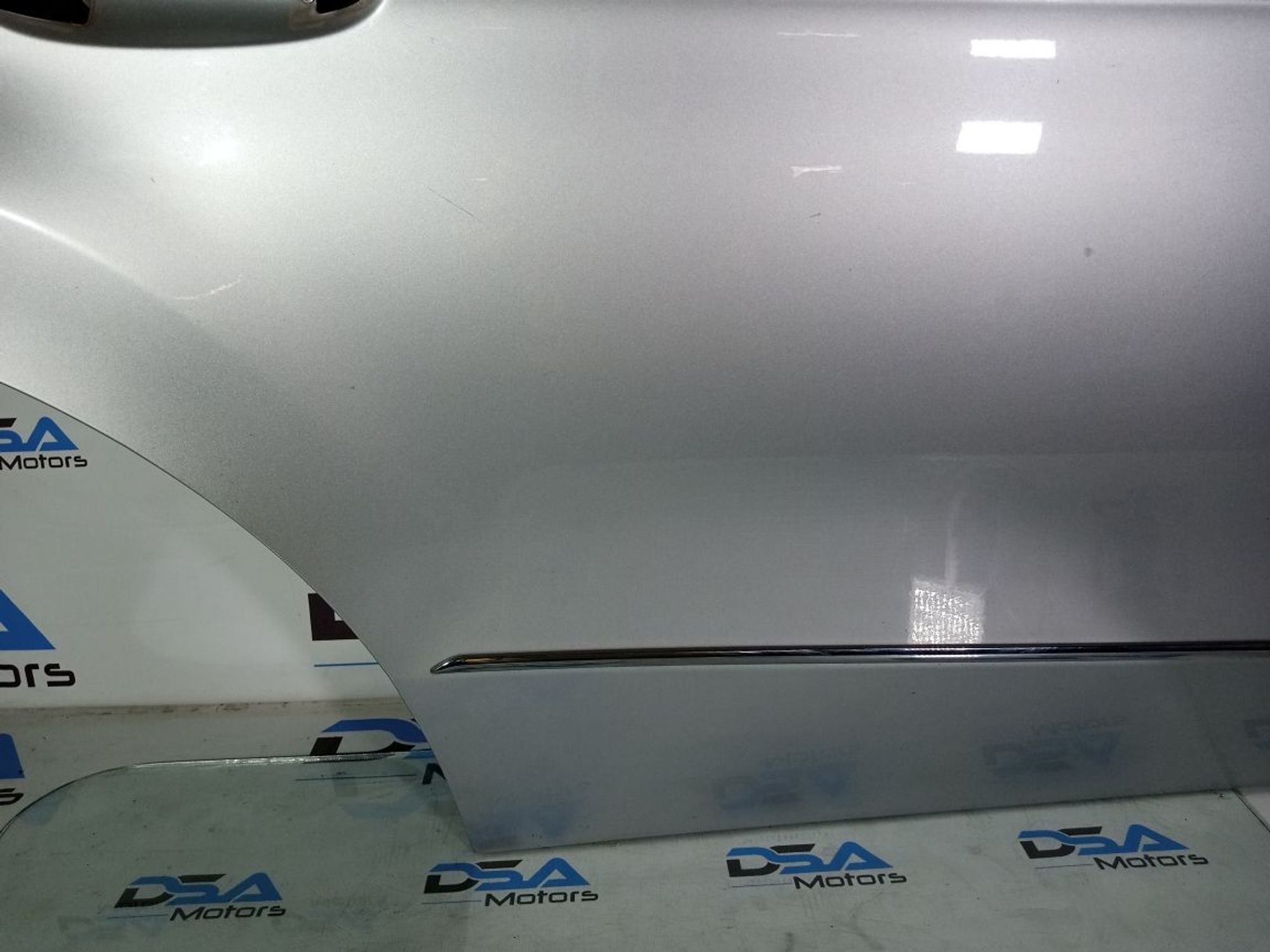 https://gcs.partsauto.market/rn-stockpro.appspot.com/thmbs/userImages/b7628e092085f1f91467af1afb6e7630/part/b951e314-71d9-4495-ac7e-c9451699b7ae_1747297602733.jpg