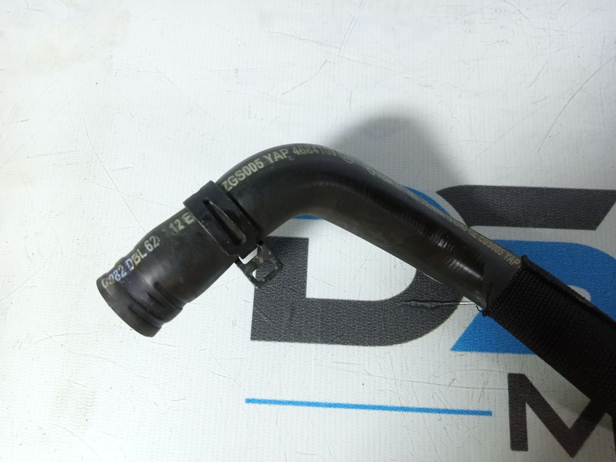 https://gcs.partsauto.market/rn-stockpro.appspot.com/thmbs/userImages/b7628e092085f1f91467af1afb6e7630/part/ba419b8c-8cfc-4968-9589-f97a19b3ef52_1746166894459.jpg