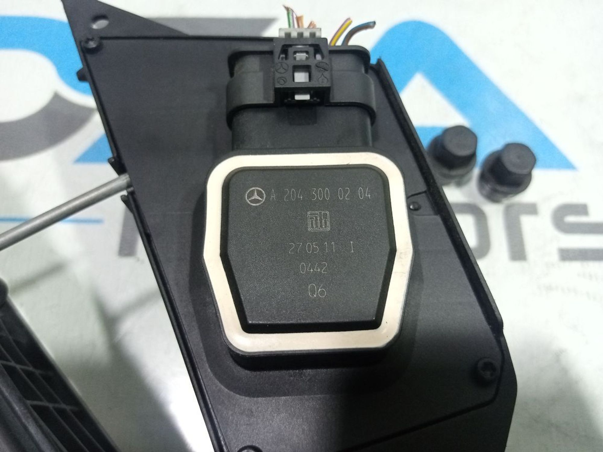 https://gcs.partsauto.market/rn-stockpro.appspot.com/thmbs/userImages/b7628e092085f1f91467af1afb6e7630/part/bbfef727-1100-4d7f-801b-4b83aad17f24_1748868921776.jpg