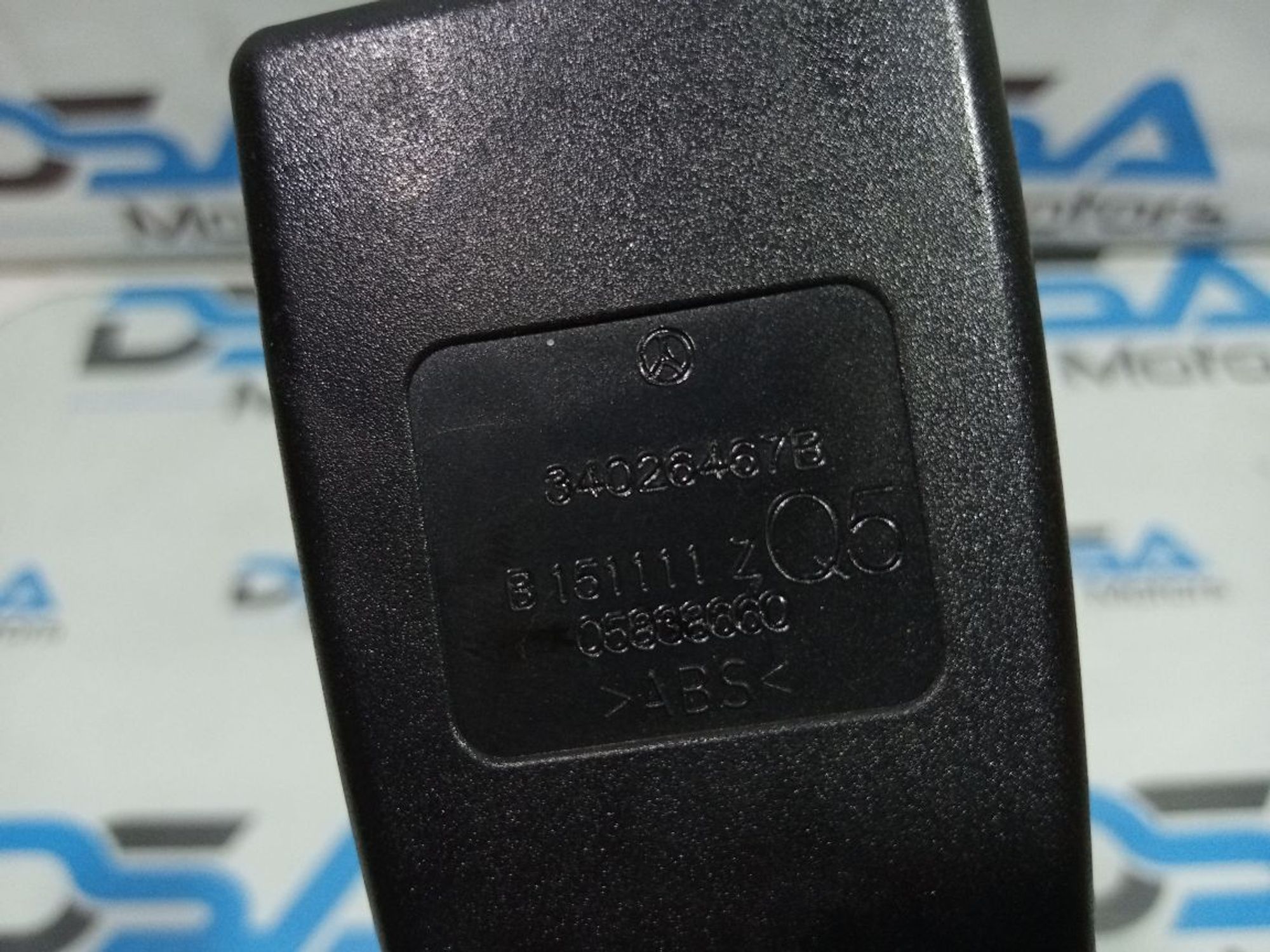 https://gcs.partsauto.market/rn-stockpro.appspot.com/thmbs/userImages/b7628e092085f1f91467af1afb6e7630/part/bda0b2ad-f826-4f8d-bd15-979ed2004803_1748160714478.jpg