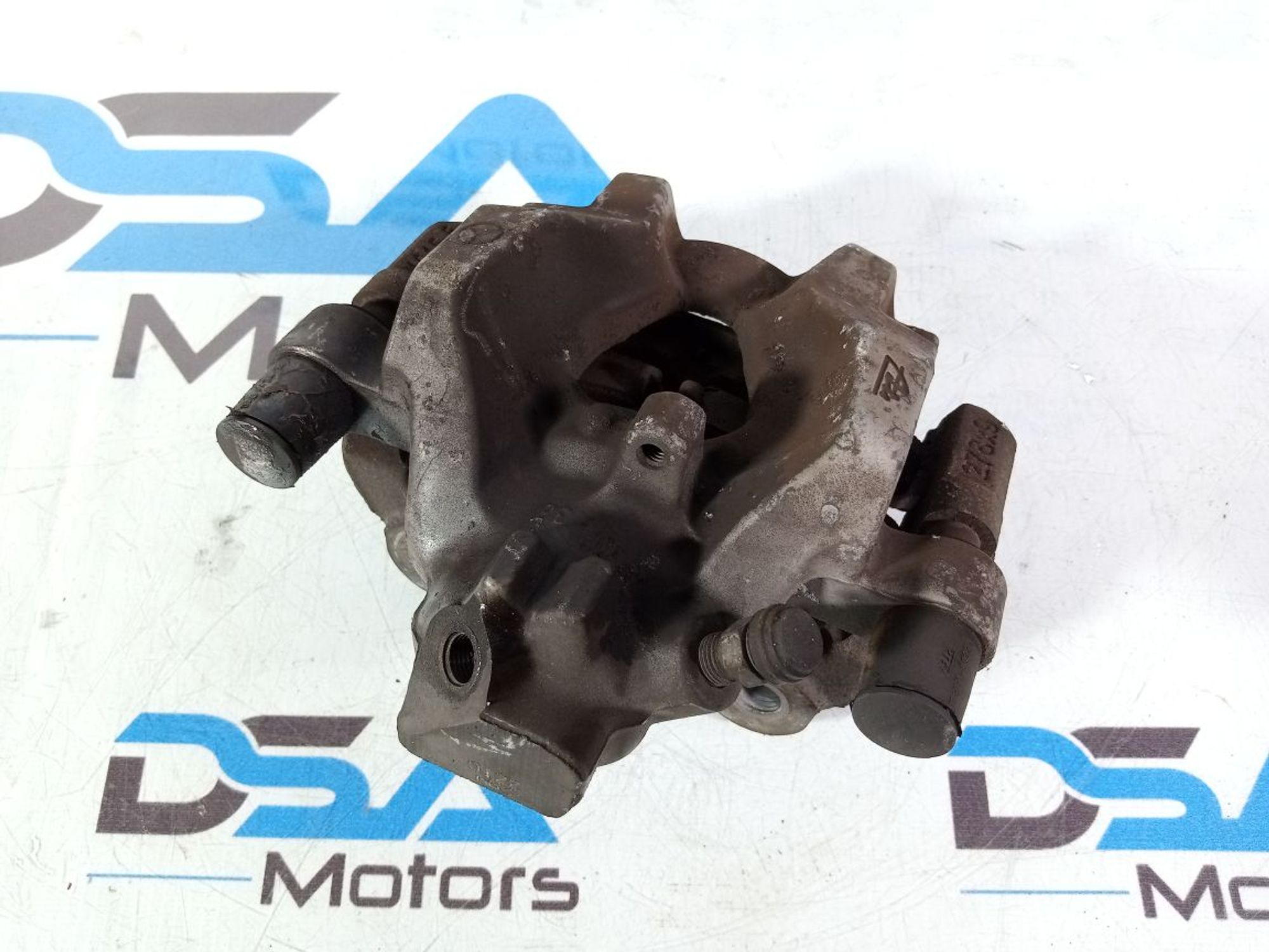 https://gcs.partsauto.market/rn-stockpro.appspot.com/thmbs/userImages/b7628e092085f1f91467af1afb6e7630/part/be0610d5-658c-4aa0-8ad4-33a038e275ea_1737013134756.jpg