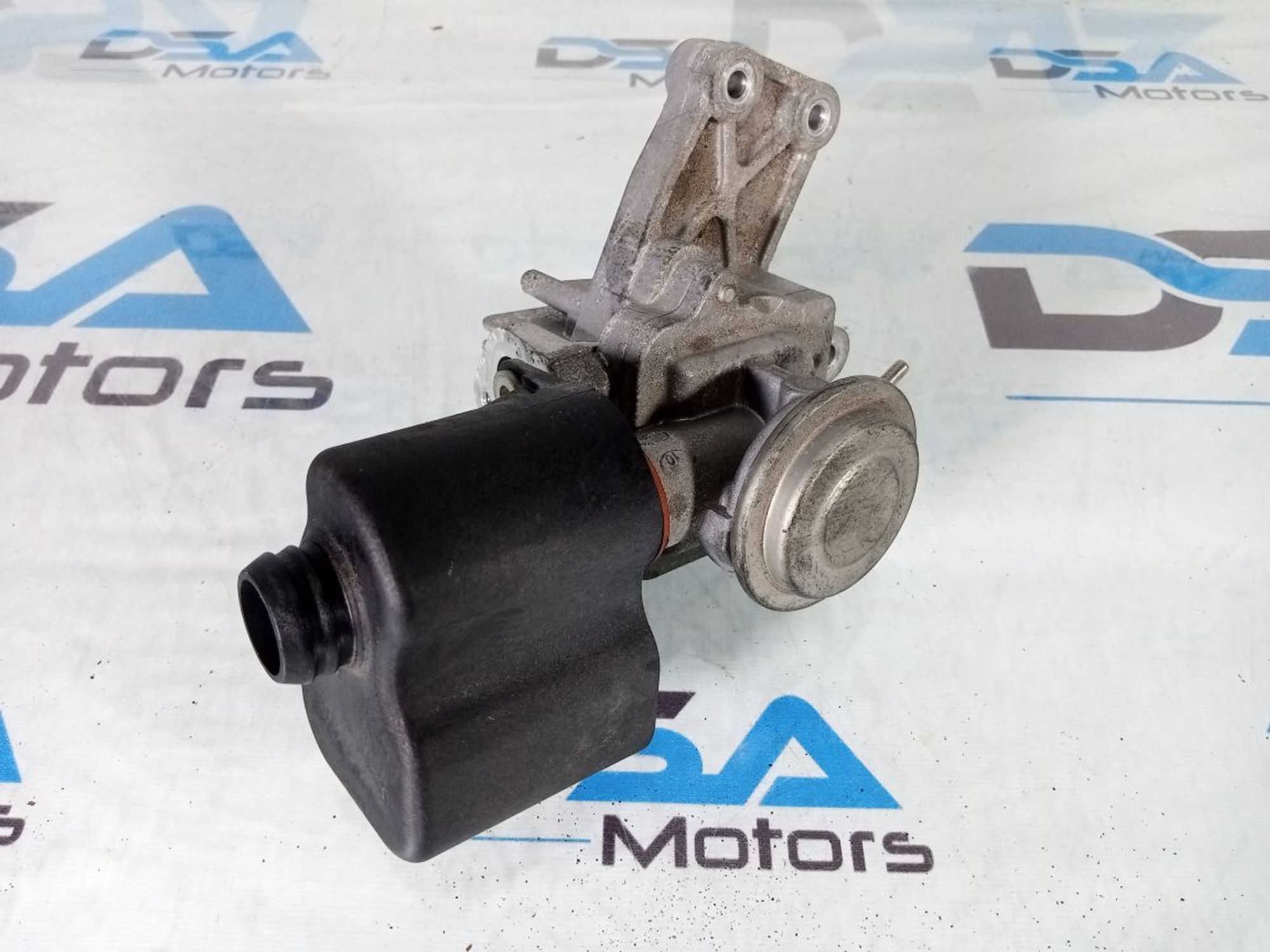 Клапан EGR Mercedes W204/W212 двиг. M271 из Японии