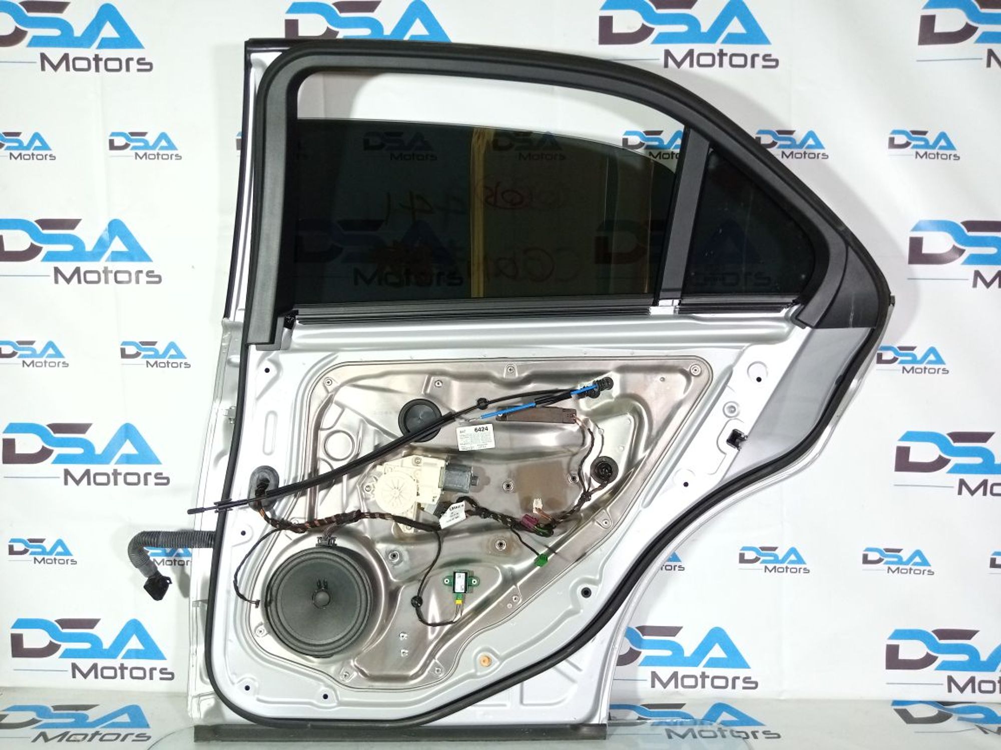 https://gcs.partsauto.market/rn-stockpro.appspot.com/thmbs/userImages/b7628e092085f1f91467af1afb6e7630/part/be1a3445-74a8-4c78-983d-6c16ded64369_1747297619335.jpg