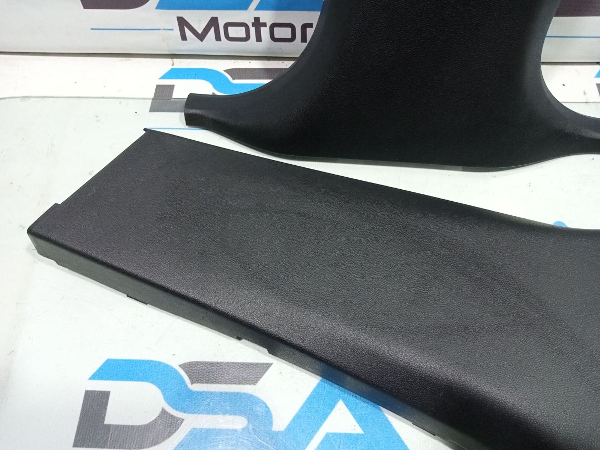 https://gcs.partsauto.market/rn-stockpro.appspot.com/thmbs/userImages/b7628e092085f1f91467af1afb6e7630/part/be4d47a8-24c9-4fb5-8cb0-72c67e9d6f3f_1748614451585.jpg