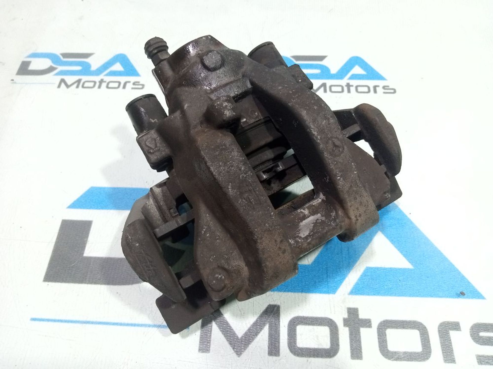 https://gcs.partsauto.market/rn-stockpro.appspot.com/thmbs/userImages/b7628e092085f1f91467af1afb6e7630/part/be6f09c0-851d-4351-b1cd-491b399ffd1c_1748283373636.jpg