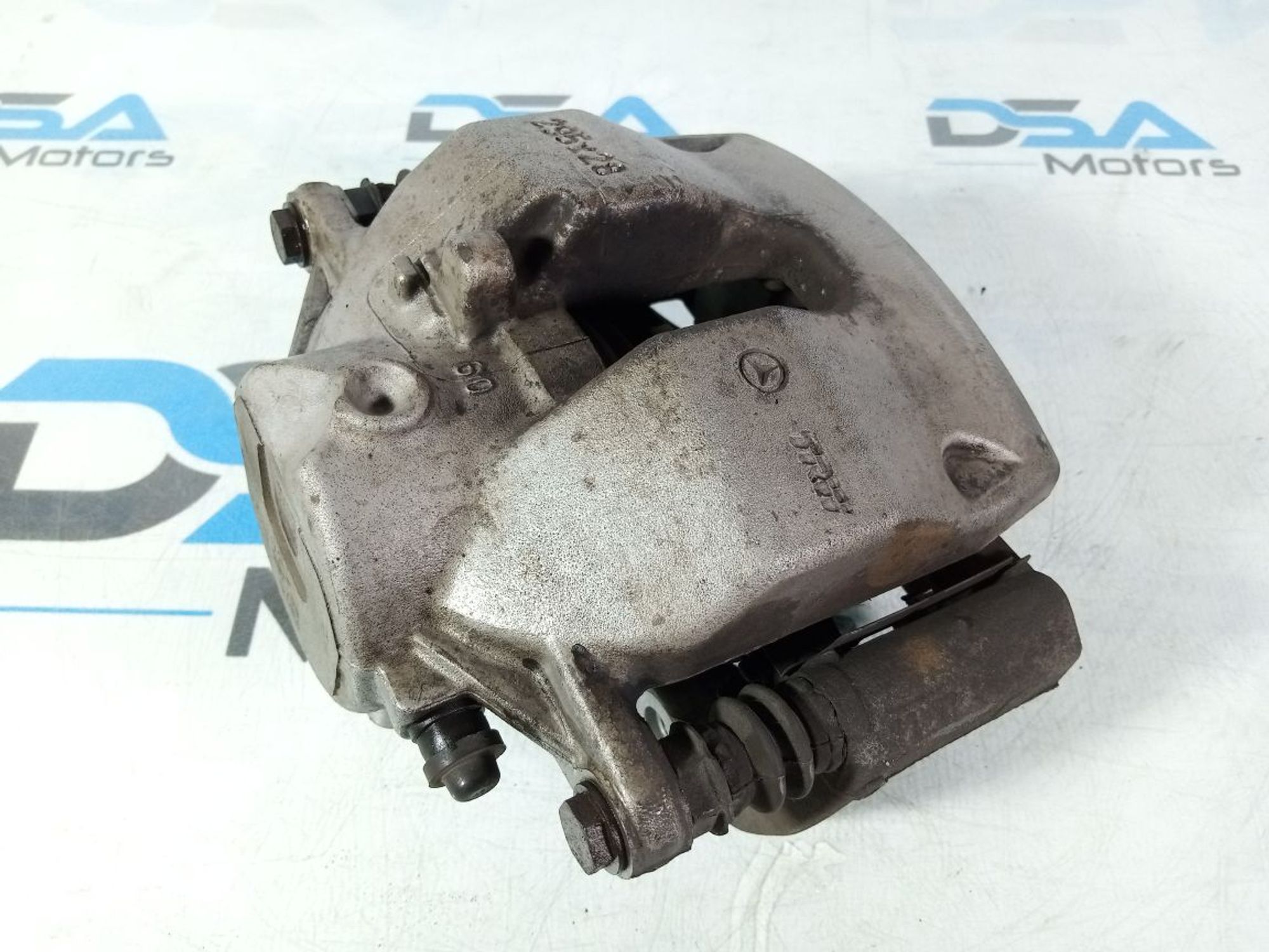 https://gcs.partsauto.market/rn-stockpro.appspot.com/thmbs/userImages/b7628e092085f1f91467af1afb6e7630/part/bedce523-2d38-4ab2-84ff-18b045b22fe7_1744287900035.jpg