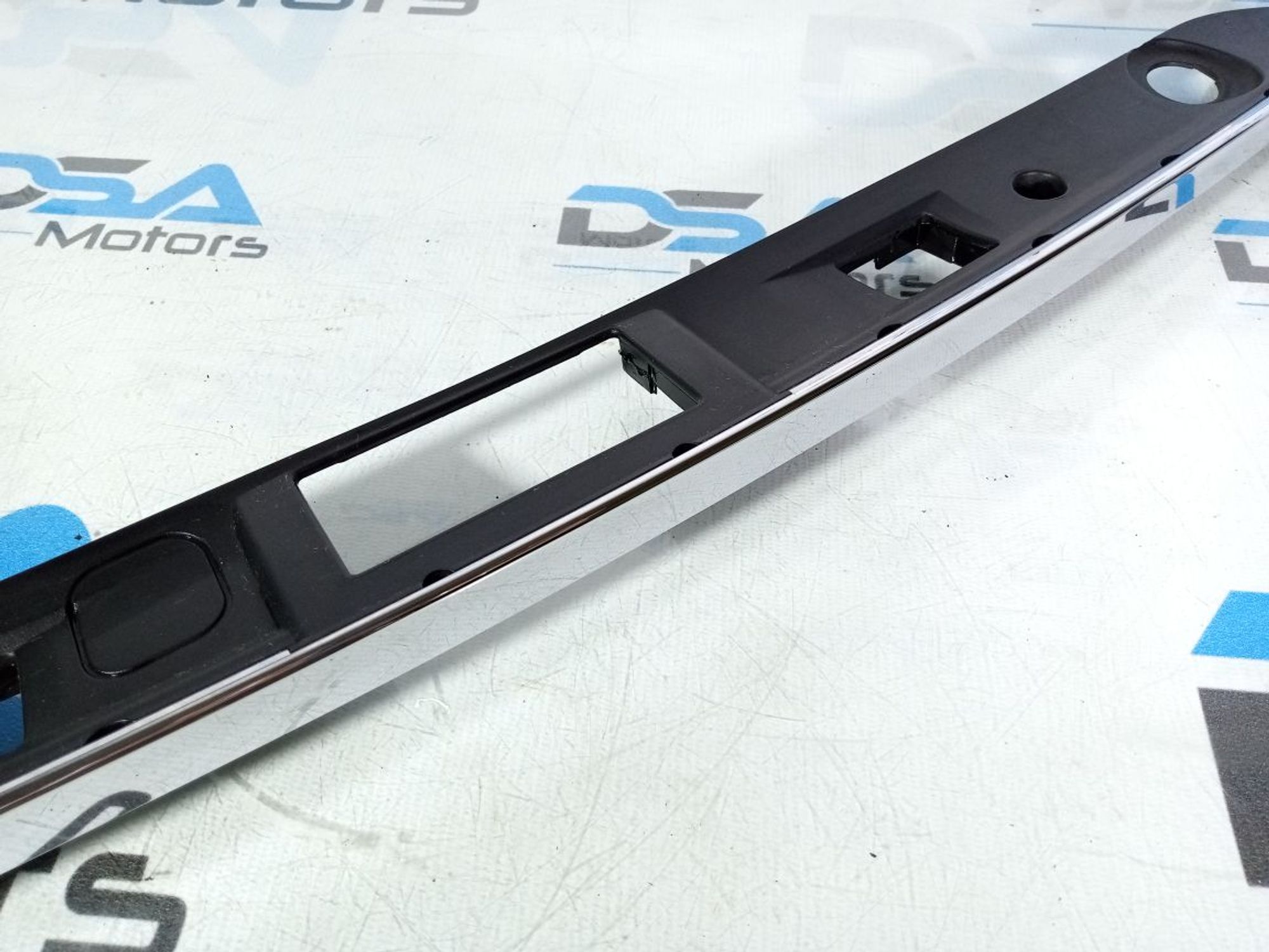 https://gcs.partsauto.market/rn-stockpro.appspot.com/thmbs/userImages/b7628e092085f1f91467af1afb6e7630/part/befd0484-be3e-4970-b8ce-5a036bc1a399_1745404340635.jpg