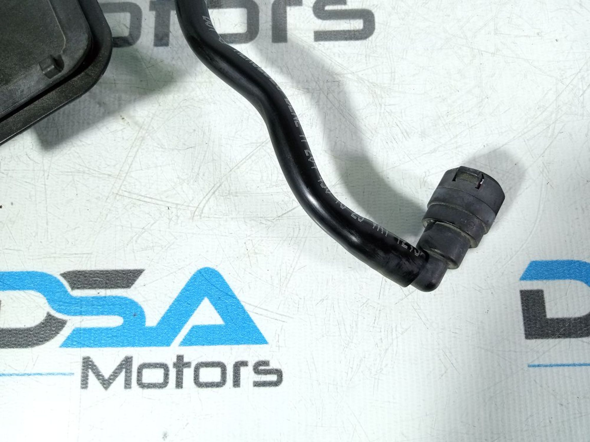 https://gcs.partsauto.market/rn-stockpro.appspot.com/thmbs/userImages/b7628e092085f1f91467af1afb6e7630/part/bf6b0c67-9292-4dea-9a6d-41a9fb9c32b4_1747652962629.jpg