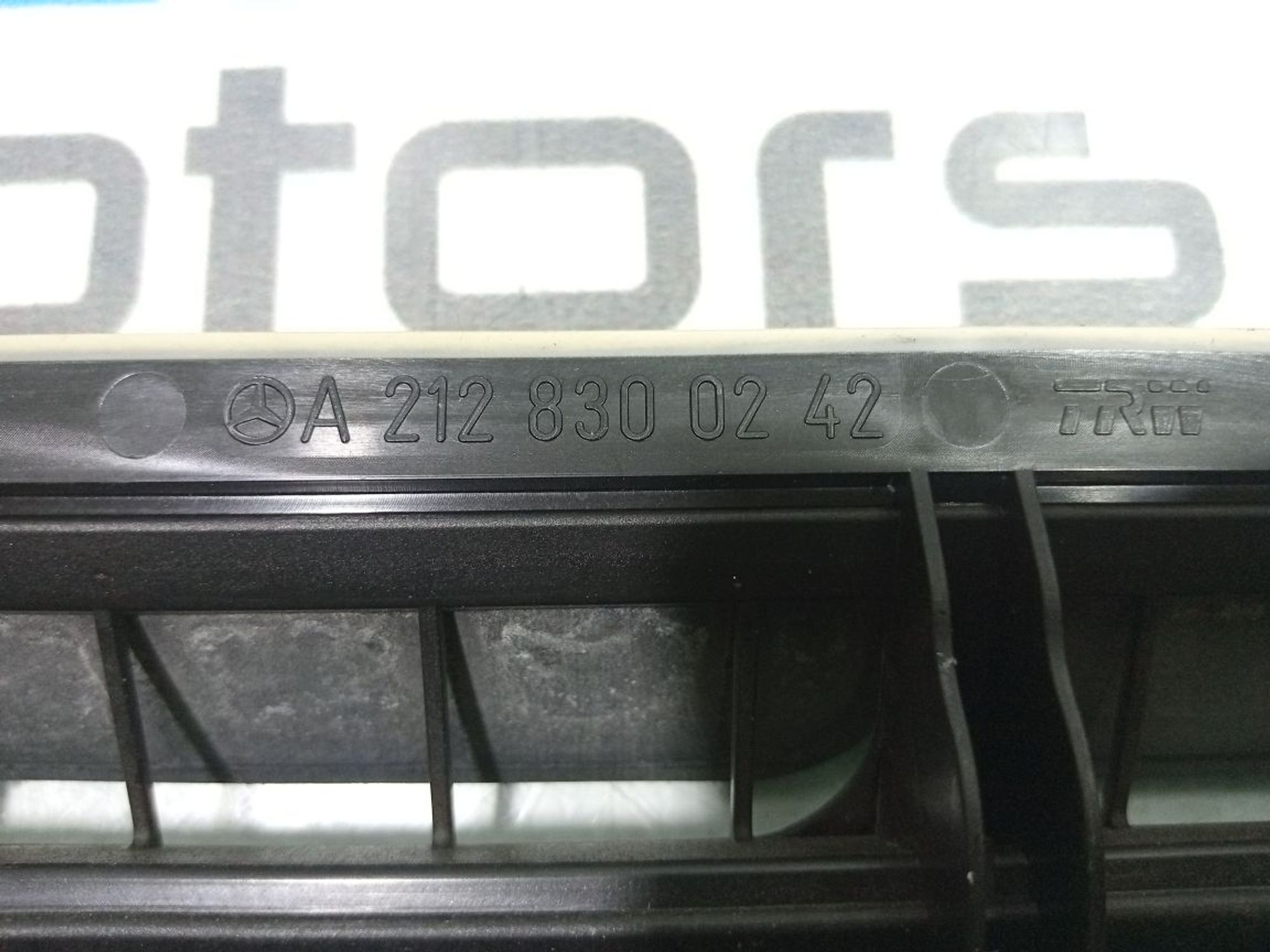 https://gcs.partsauto.market/rn-stockpro.appspot.com/thmbs/userImages/b7628e092085f1f91467af1afb6e7630/part/c0e8c2f3-6808-4a28-ac0c-83b82dcee2b0_1748855926498.jpg