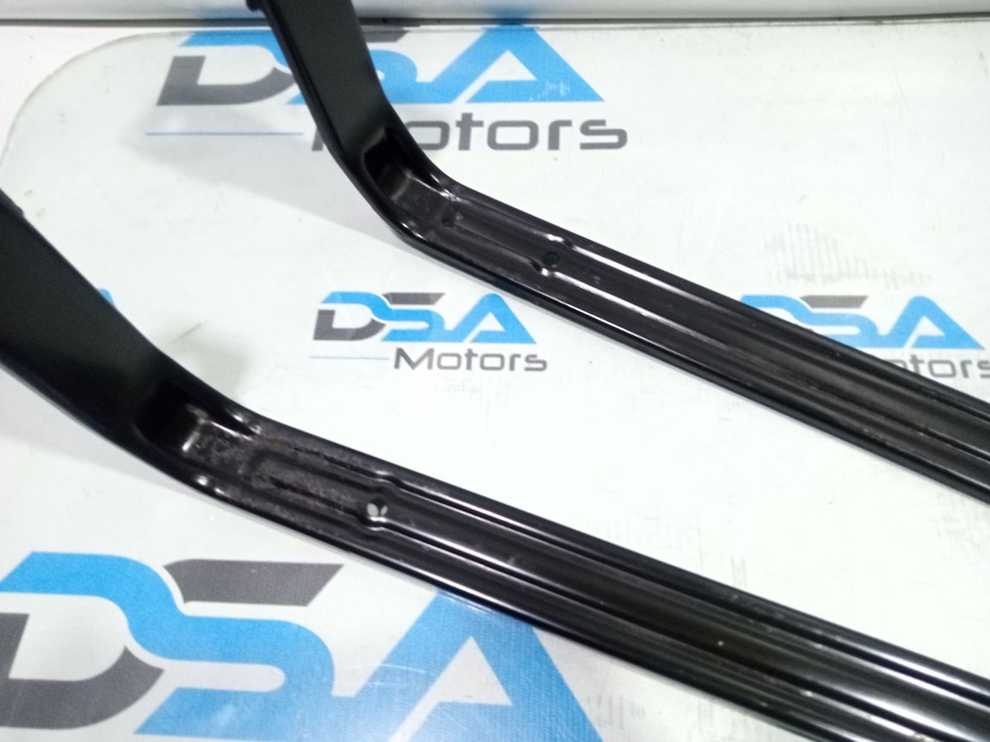 https://gcs.partsauto.market/rn-stockpro.appspot.com/thmbs/userImages/b7628e092085f1f91467af1afb6e7630/part/c2198550-32c0-4a6a-b4dd-564b0a51353e_1747848831870.jpg