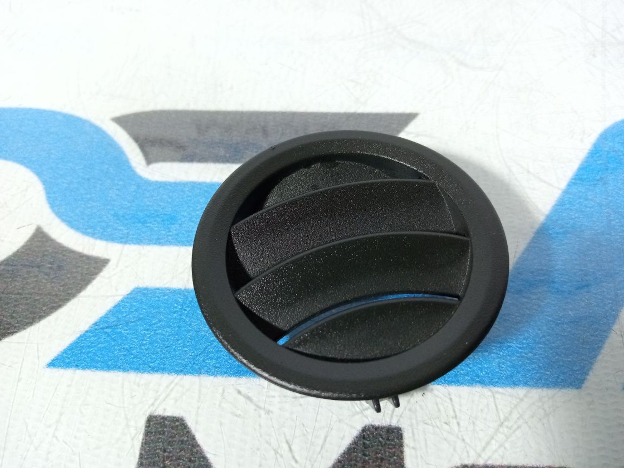 https://gcs.partsauto.market/rn-stockpro.appspot.com/thmbs/userImages/b7628e092085f1f91467af1afb6e7630/part/c2fc1496-e36f-4515-94c5-e637764fb249_1747719366762.jpg
