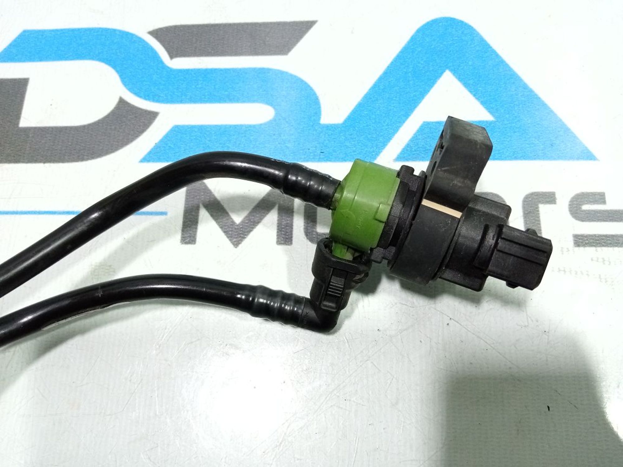 https://gcs.partsauto.market/rn-stockpro.appspot.com/thmbs/userImages/b7628e092085f1f91467af1afb6e7630/part/c32367c7-b195-4627-a136-f1381ad137e9_1748865106650.jpg