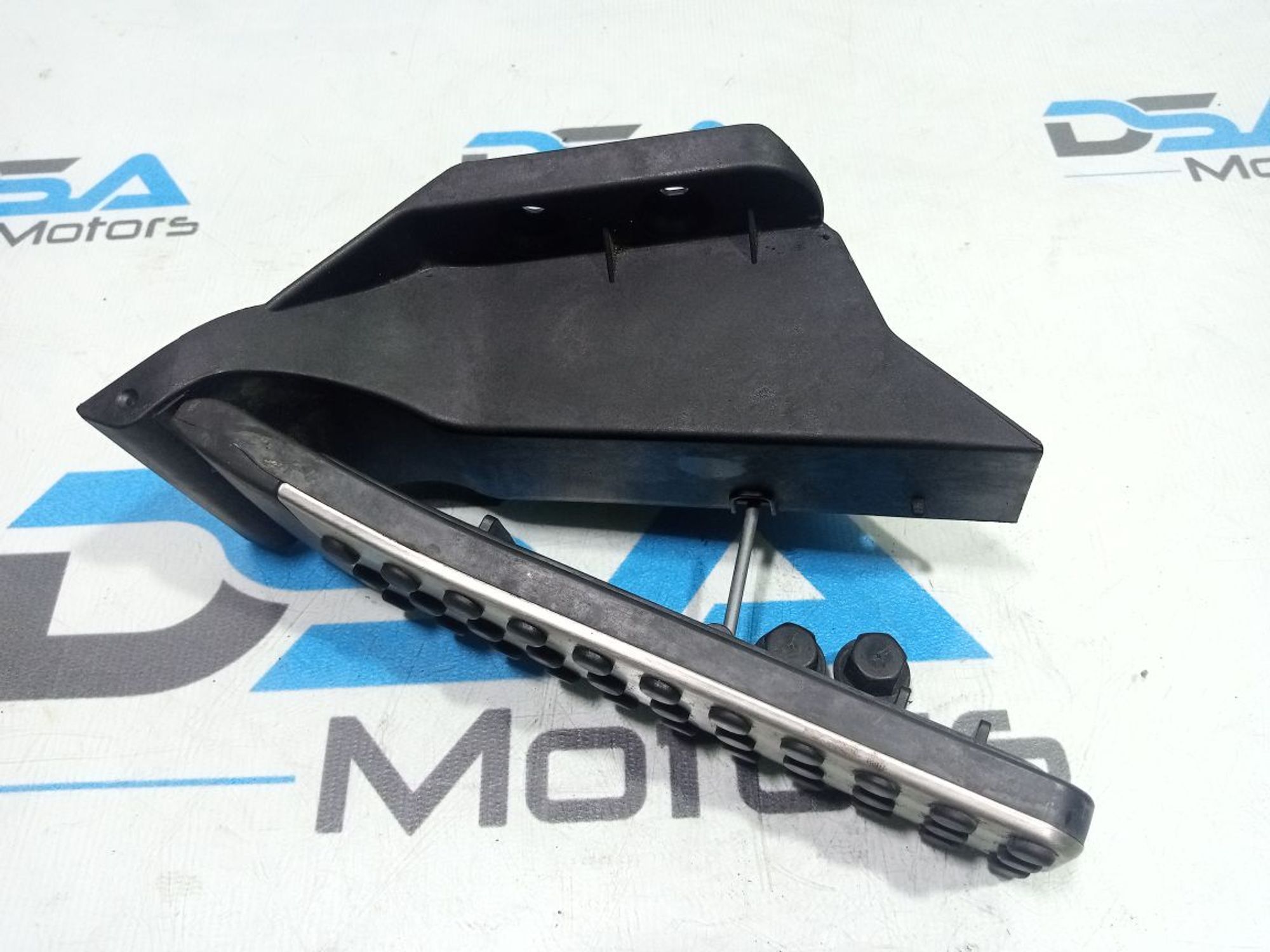 https://gcs.partsauto.market/rn-stockpro.appspot.com/thmbs/userImages/b7628e092085f1f91467af1afb6e7630/part/c3b3e097-334d-49eb-bfd3-cb063b1b7bd3_1748868919339.jpg