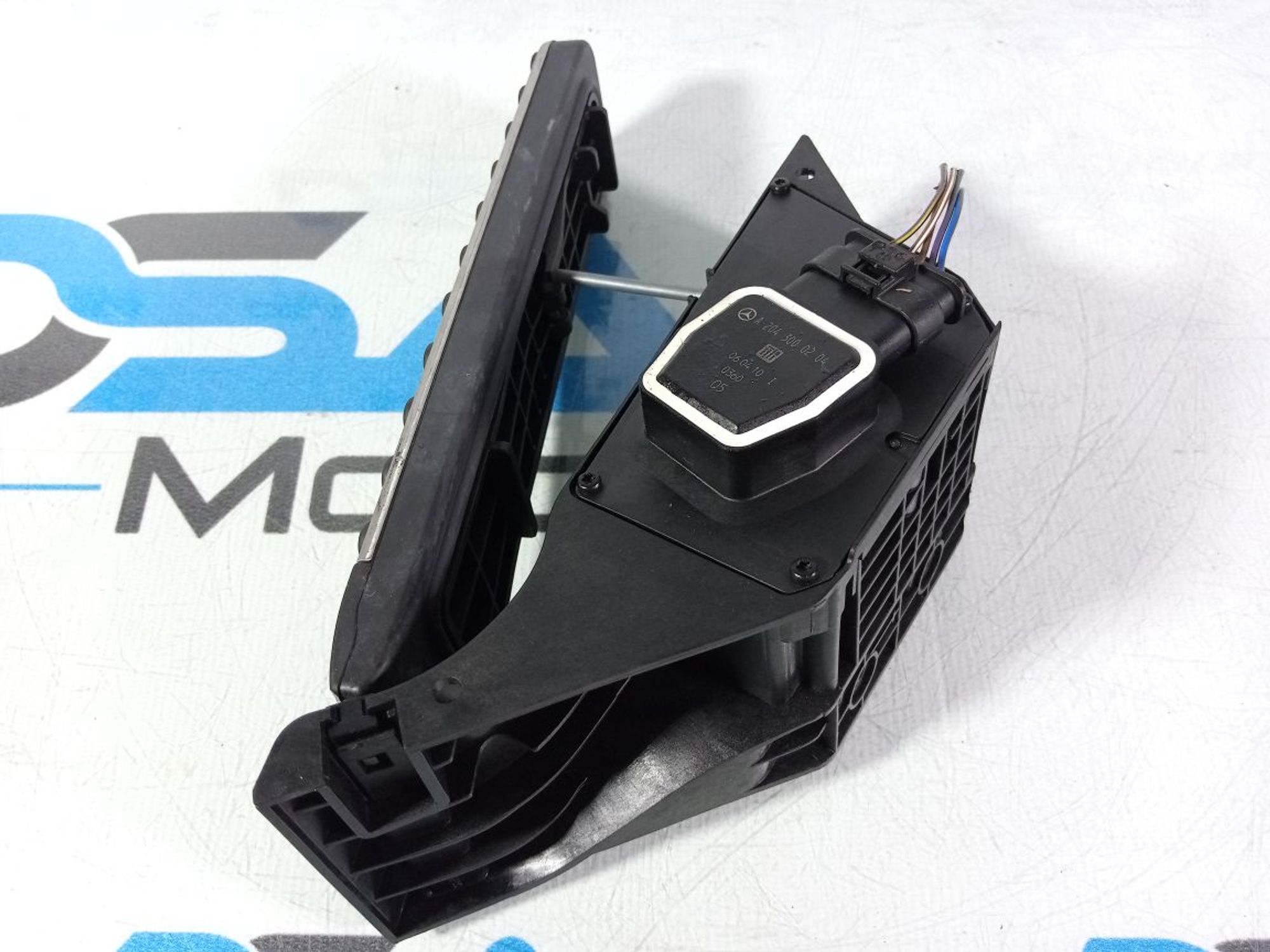 https://gcs.partsauto.market/rn-stockpro.appspot.com/thmbs/userImages/b7628e092085f1f91467af1afb6e7630/part/c580d08a-2156-400d-a68b-aa3664a91397_1746542751205.jpg