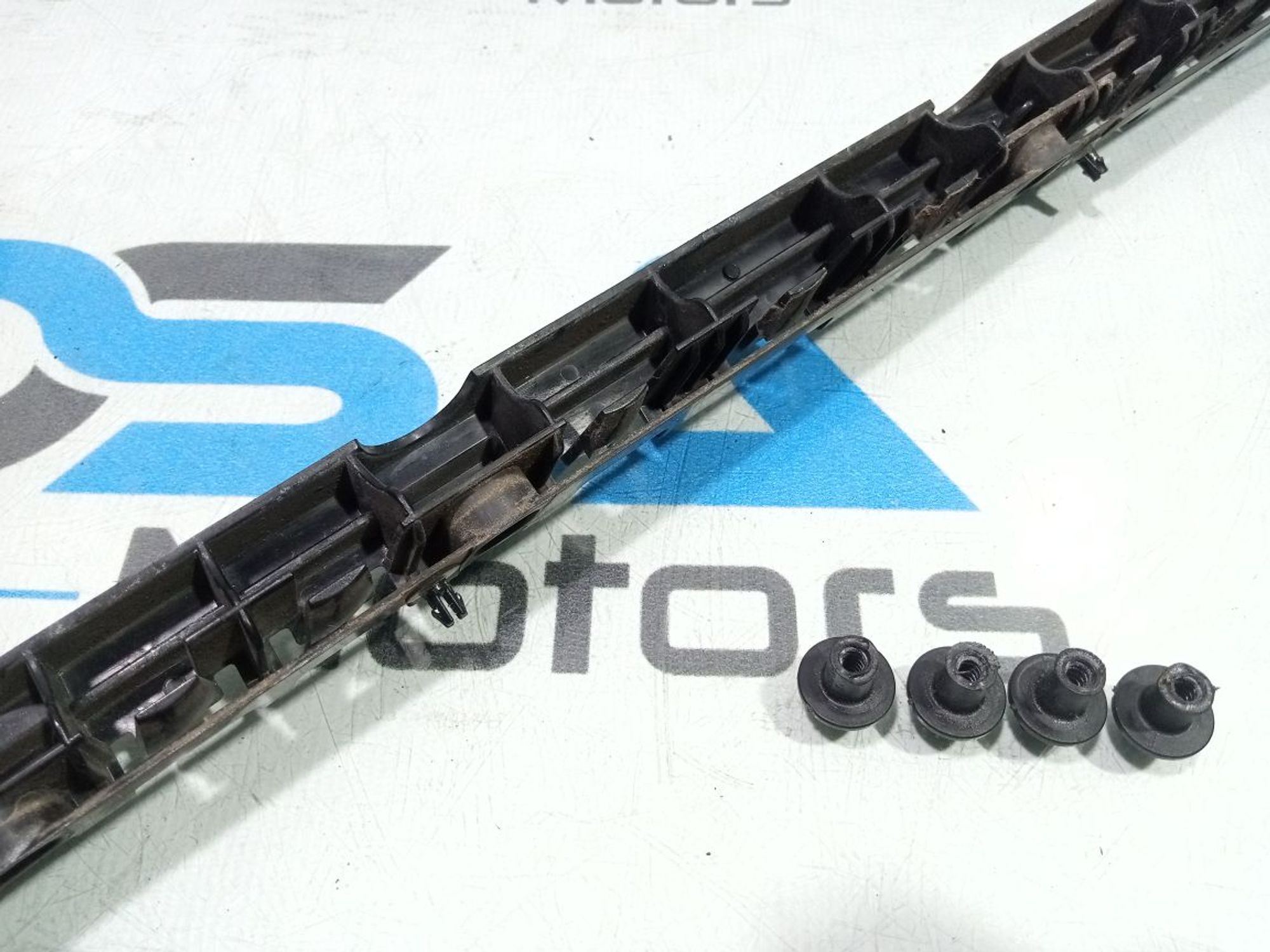 https://gcs.partsauto.market/rn-stockpro.appspot.com/thmbs/userImages/b7628e092085f1f91467af1afb6e7630/part/c586924d-1cd8-48c7-93ee-feeb52318cc6_1748623611082.jpg