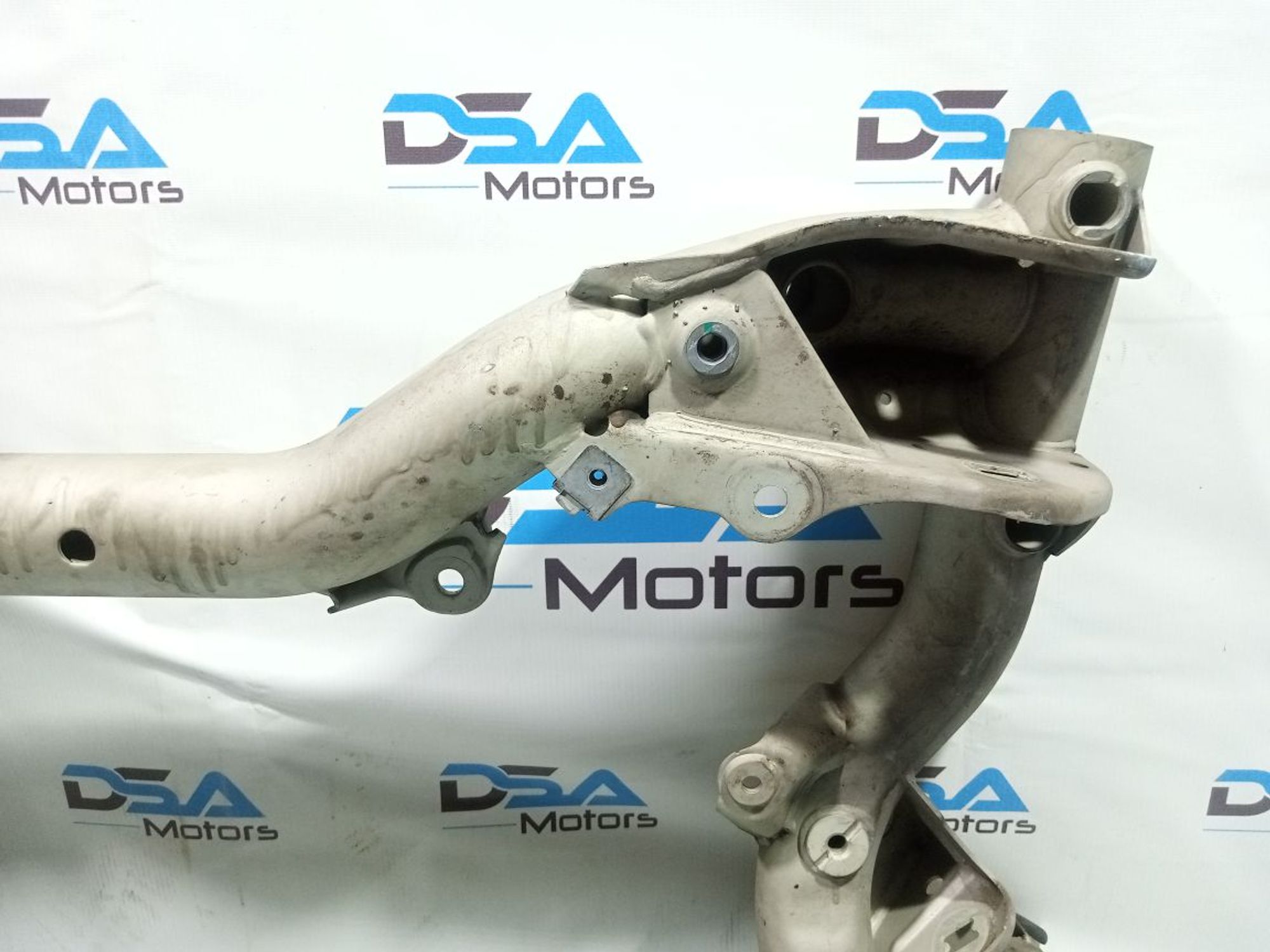 https://gcs.partsauto.market/rn-stockpro.appspot.com/thmbs/userImages/b7628e092085f1f91467af1afb6e7630/part/c5d02b06-0a12-430b-b679-4c7ec6333a61_1747897570950.jpg