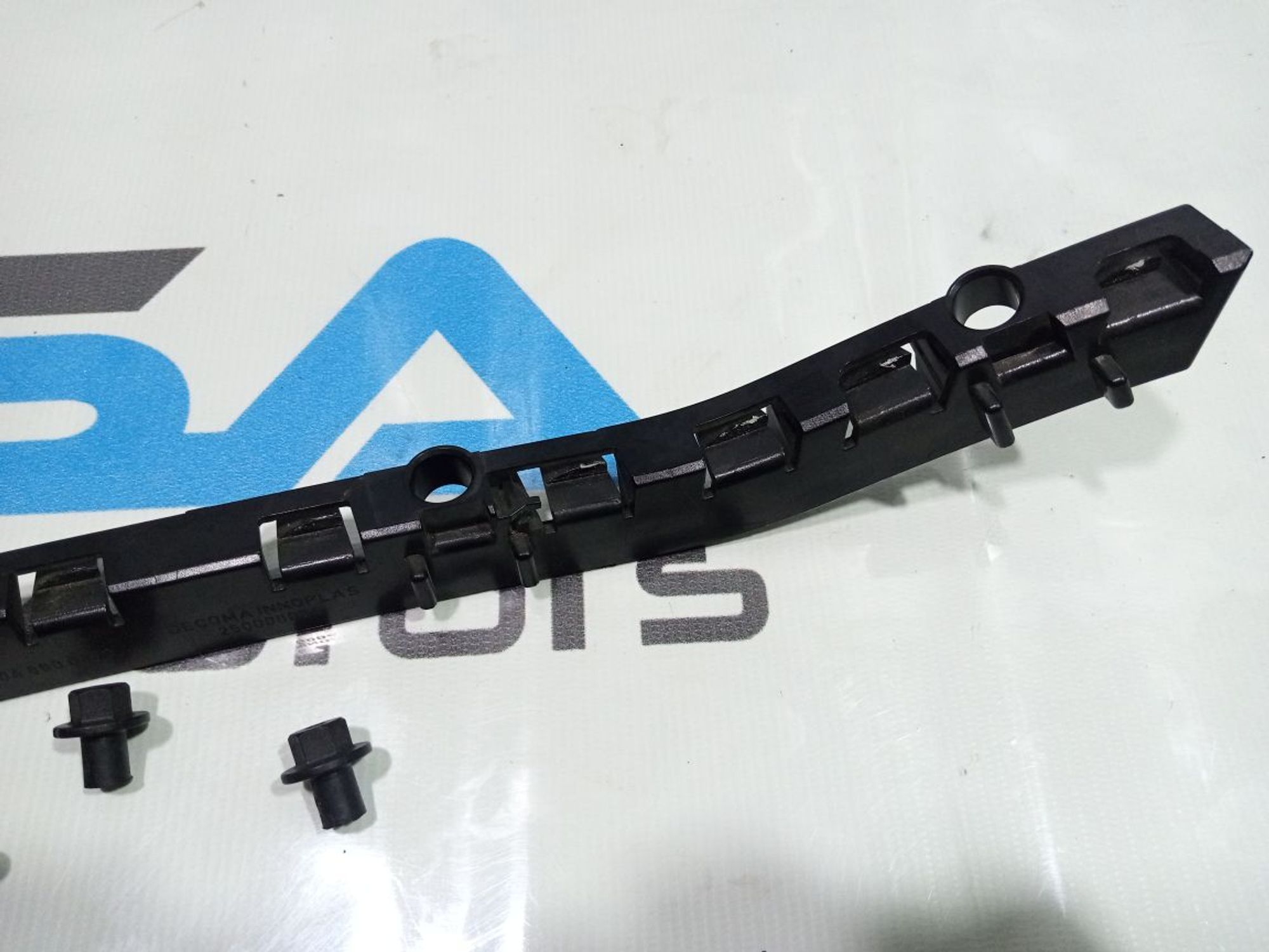 https://gcs.partsauto.market/rn-stockpro.appspot.com/thmbs/userImages/b7628e092085f1f91467af1afb6e7630/part/c5ef0eed-de0f-41b2-b72c-7ebf4b66a2e6_1750097997356.jpg