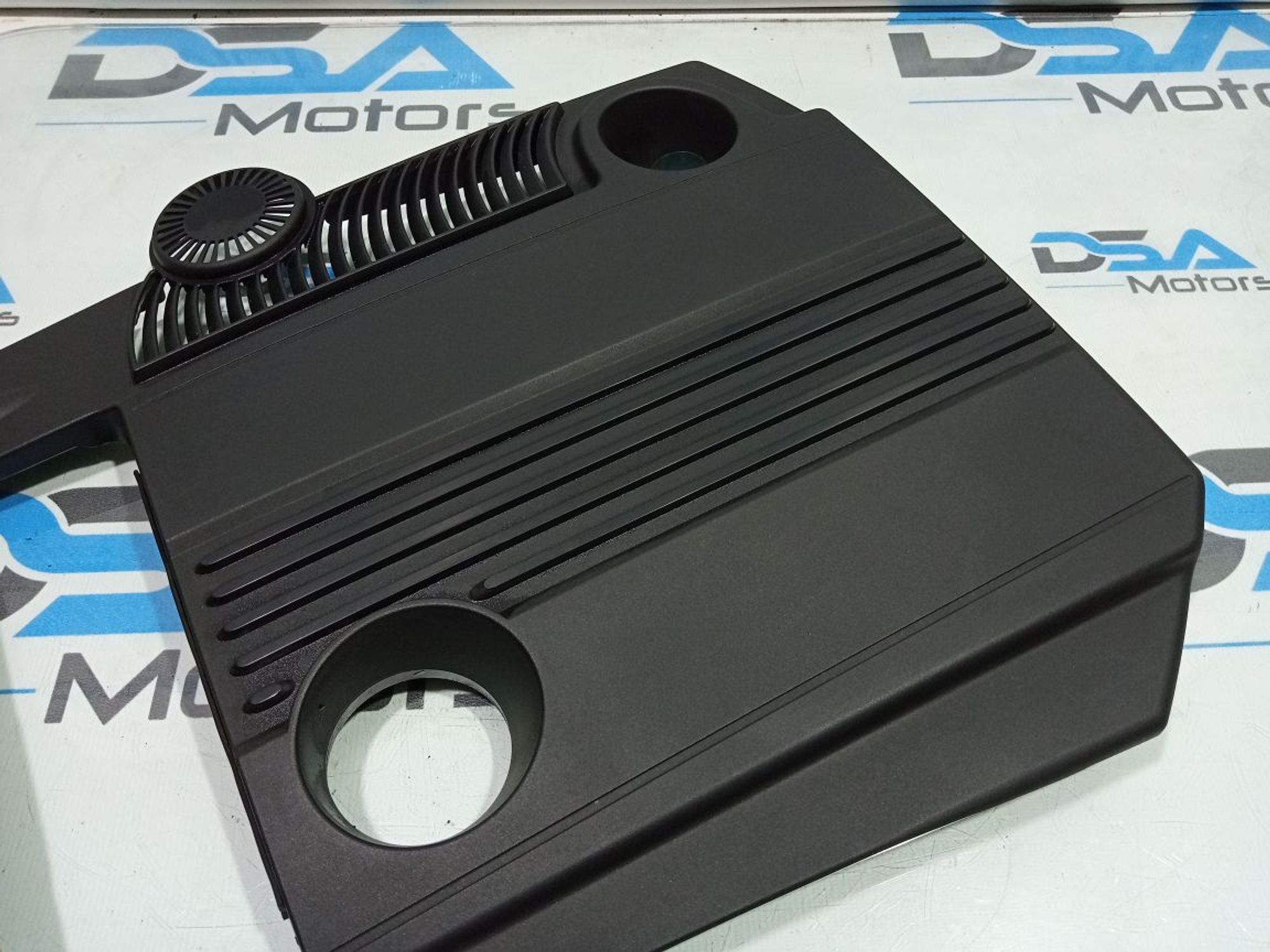https://gcs.partsauto.market/rn-stockpro.appspot.com/thmbs/userImages/b7628e092085f1f91467af1afb6e7630/part/c6064268-2051-46af-840e-fd08a12cc2e7_1748161985327.jpg