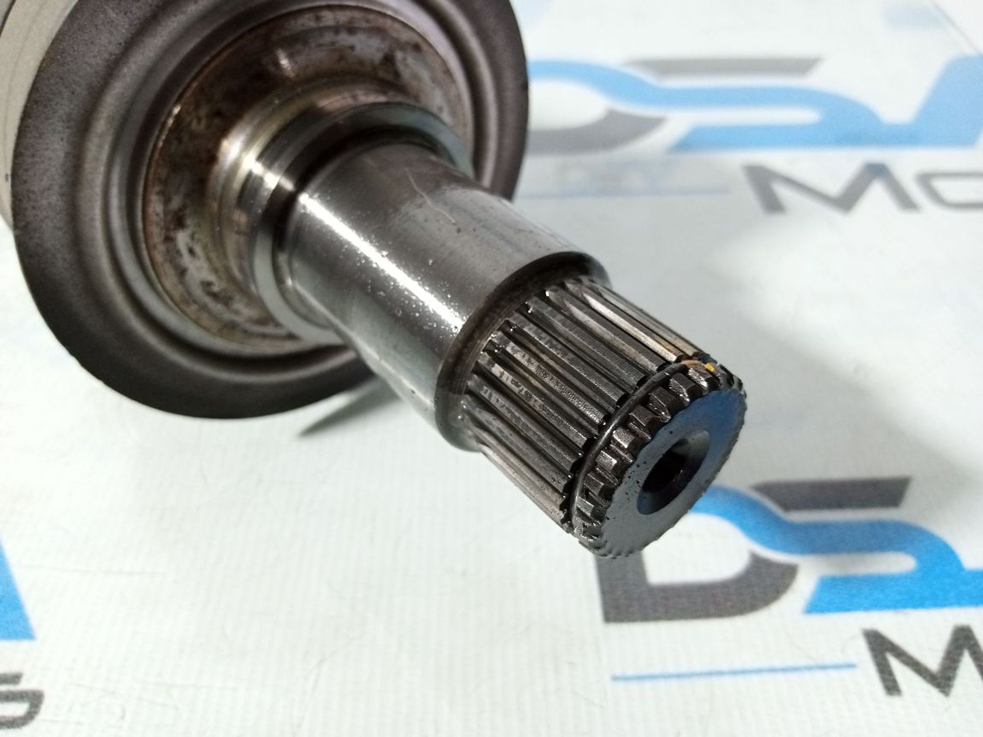 https://gcs.partsauto.market/rn-stockpro.appspot.com/thmbs/userImages/b7628e092085f1f91467af1afb6e7630/part/c7058c7b-0609-4b63-af60-af61c6c809c5_1747469323938.jpg