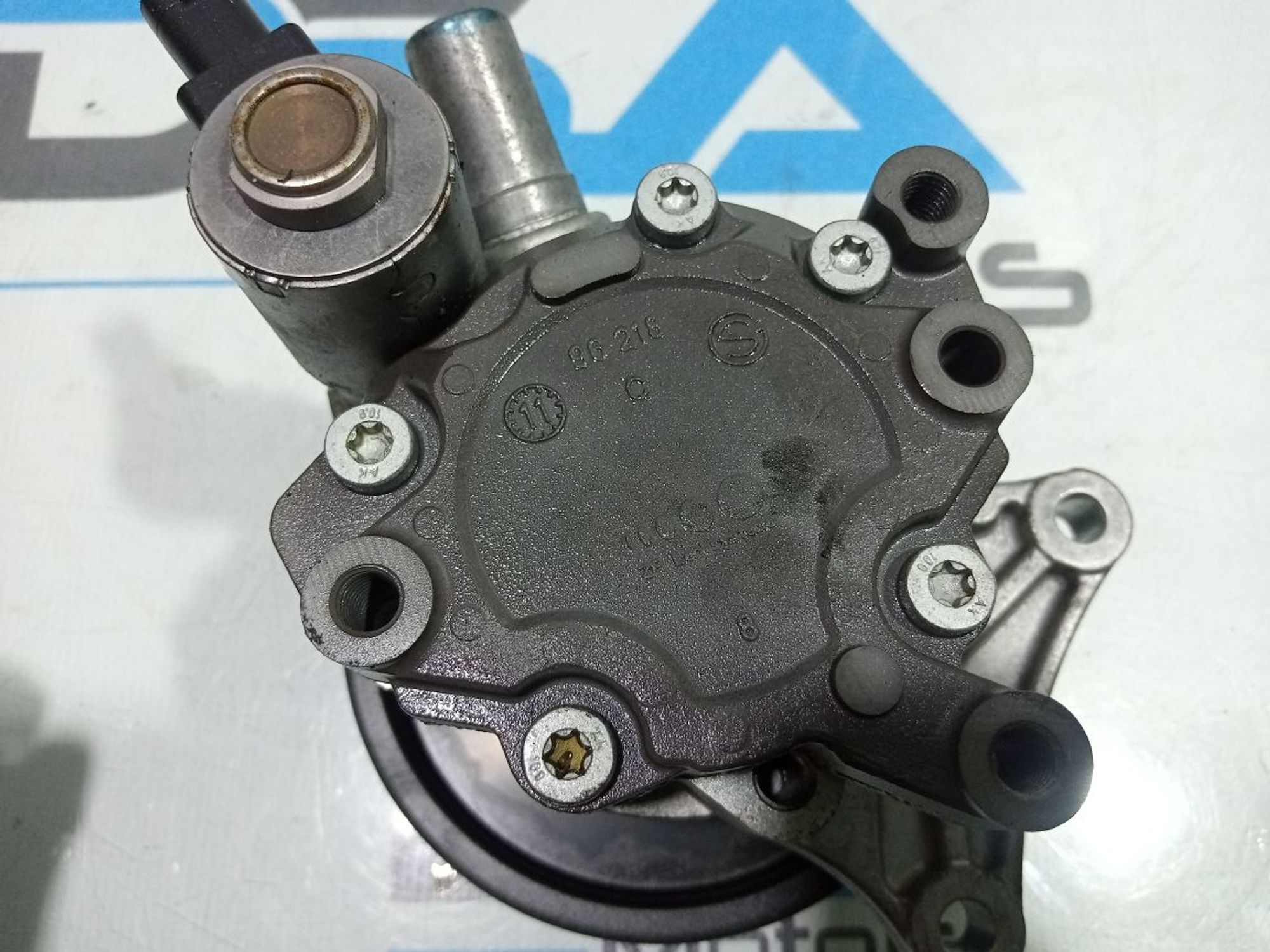 https://gcs.partsauto.market/rn-stockpro.appspot.com/thmbs/userImages/b7628e092085f1f91467af1afb6e7630/part/c77190d3-9b6f-4783-8006-a37c6f82bd6f_1748621205152.jpg