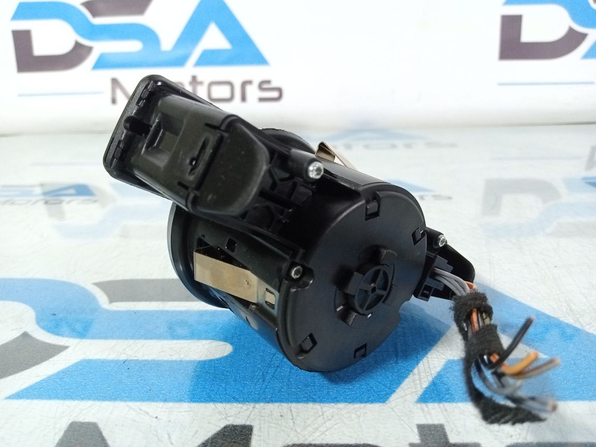 https://gcs.partsauto.market/rn-stockpro.appspot.com/thmbs/userImages/b7628e092085f1f91467af1afb6e7630/part/c8a8bf53-c6d9-4cd1-b087-e1b547297e99_1747718163544.jpg
