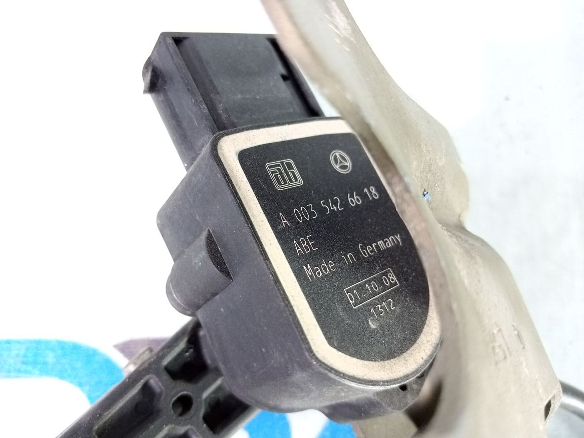https://gcs.partsauto.market/rn-stockpro.appspot.com/thmbs/userImages/b7628e092085f1f91467af1afb6e7630/part/c90f2496-c85e-436b-a447-13e14a5987e3_1735288916198.jpg