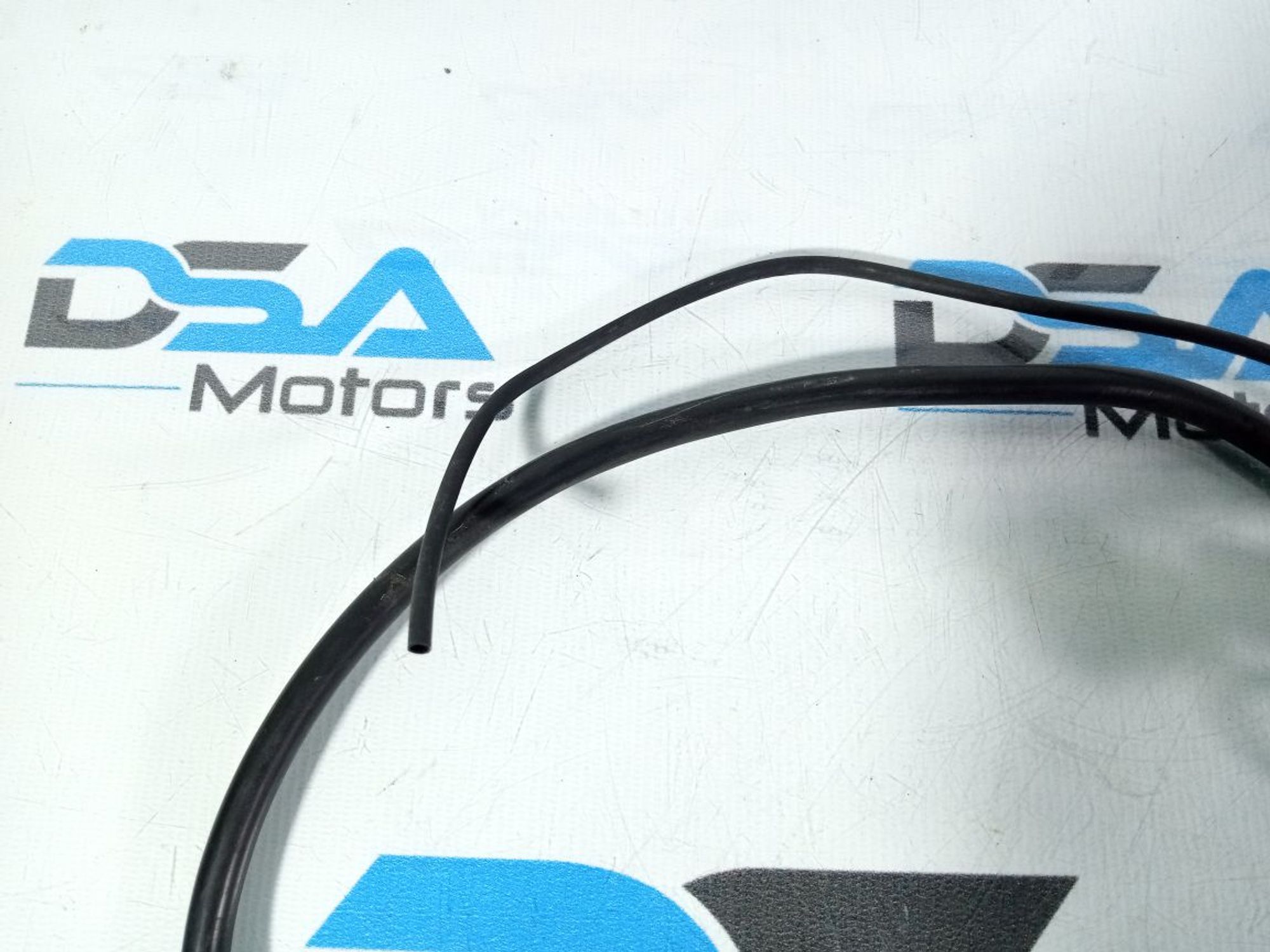https://gcs.partsauto.market/rn-stockpro.appspot.com/thmbs/userImages/b7628e092085f1f91467af1afb6e7630/part/c9780076-a8fb-43a0-b5a9-97a2876d117f_1747662935135.jpg